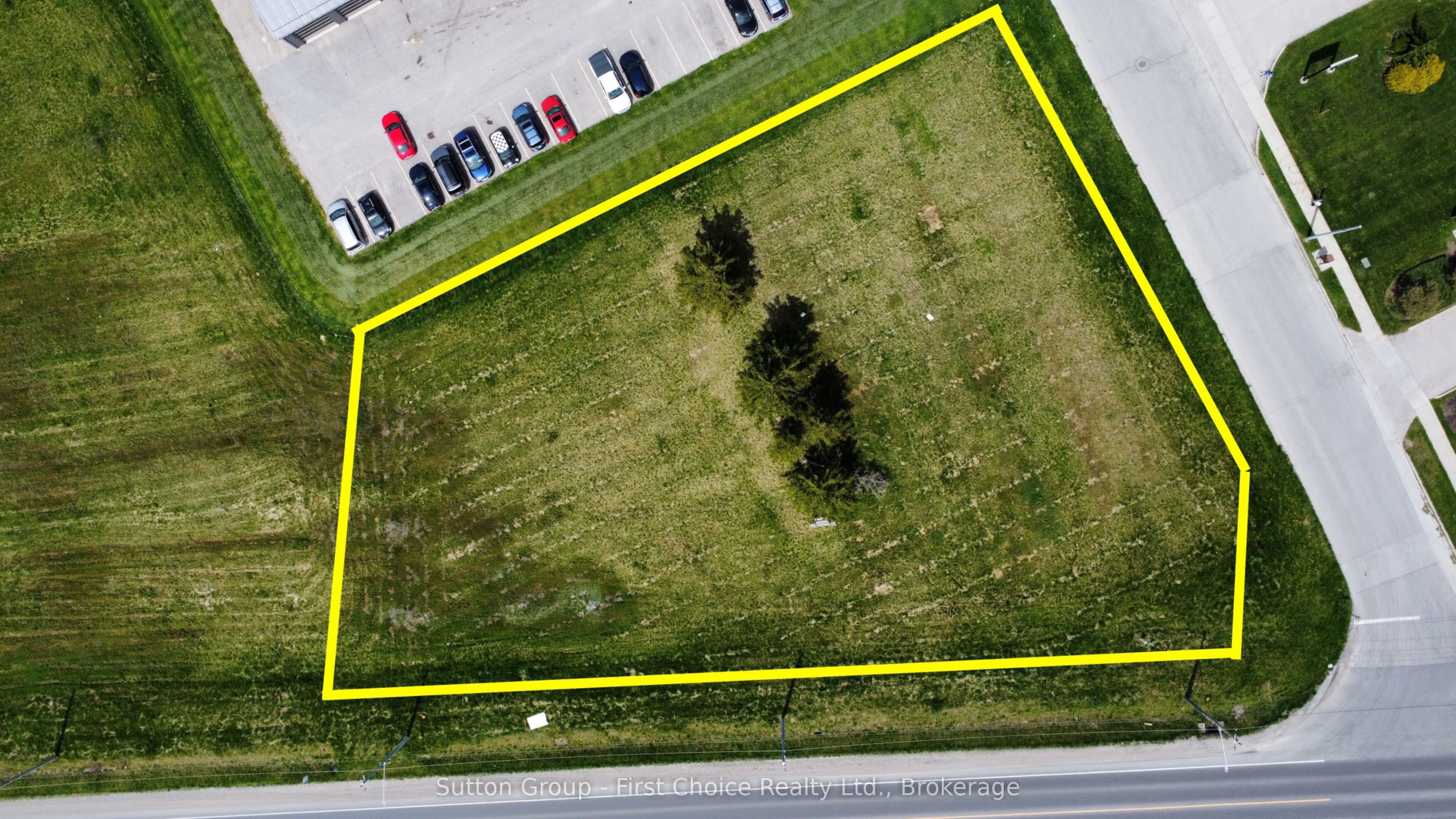 360 Home St Property Photo
