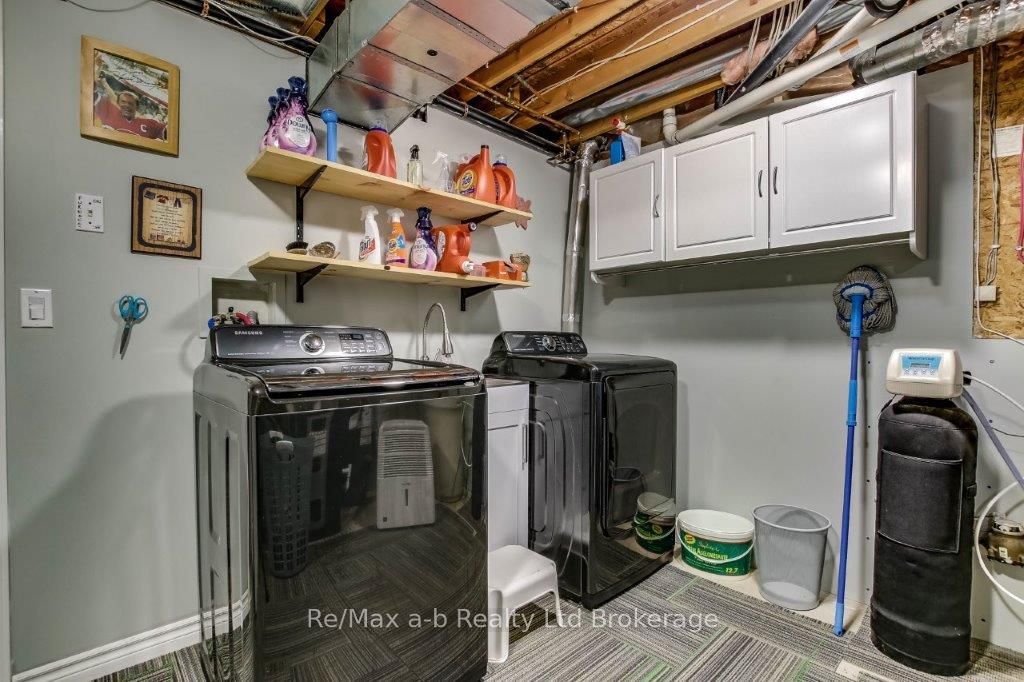 25 Pembers Pass Property Photo 23