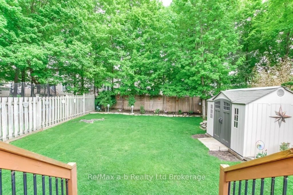 25 Pembers Pass Property Photo 30