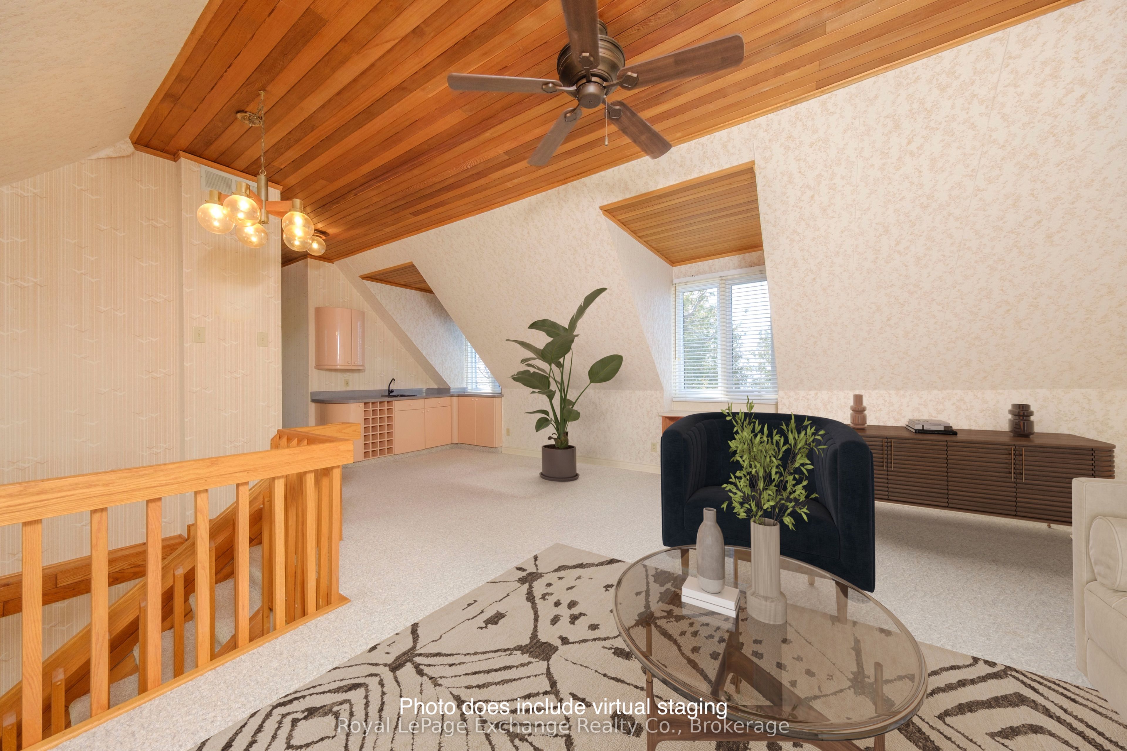 185 Huron Road Property Photo 30