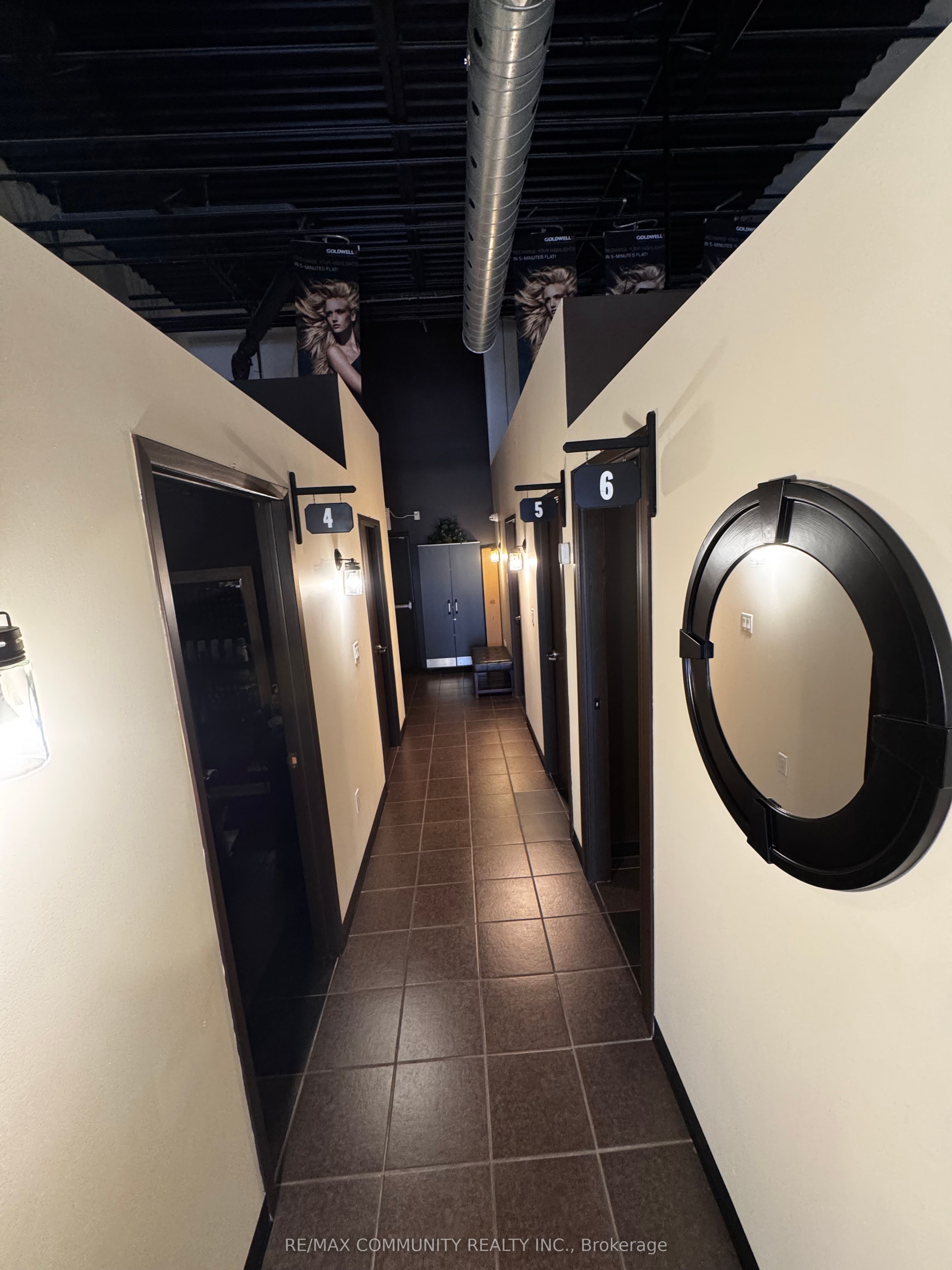 #8 - 1267 Garrison Road Property Photo 11