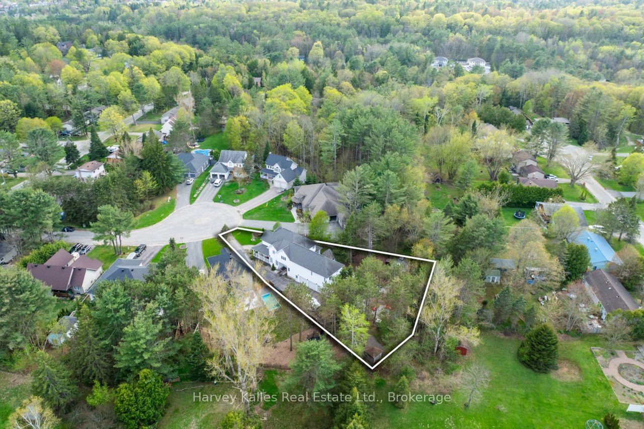 9 Melane Court Property Photo 2