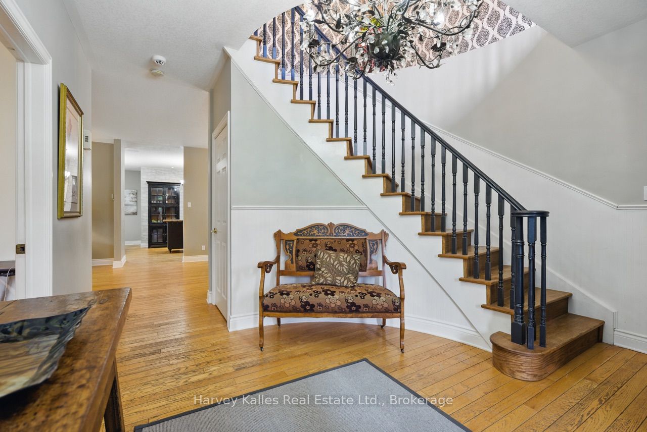 9 Melane Court Property Photo 3