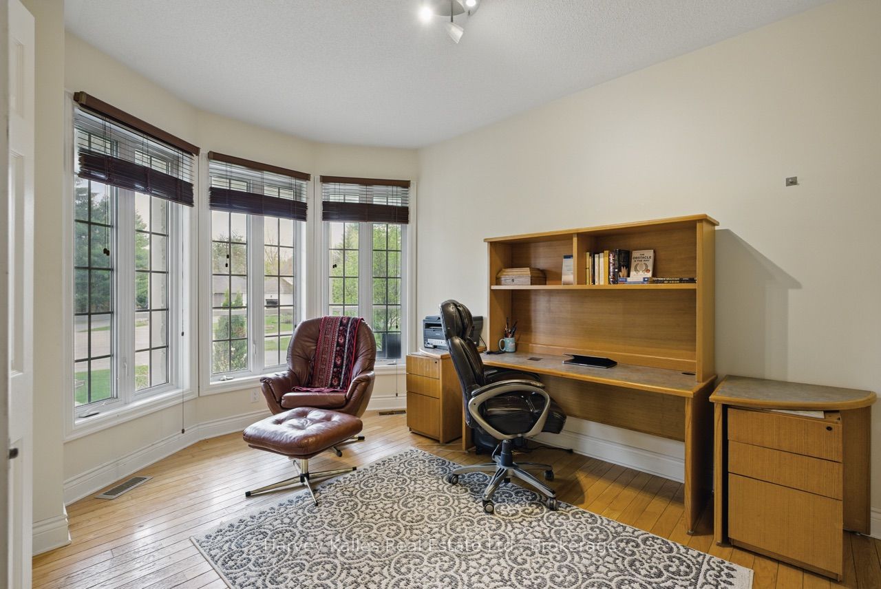 9 Melane Court Property Photo 4
