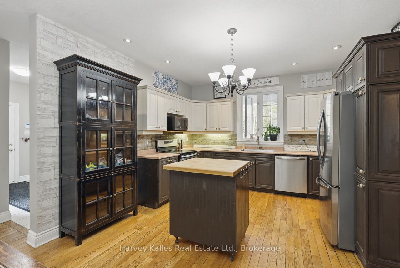9 Melane Court Property Photo 8