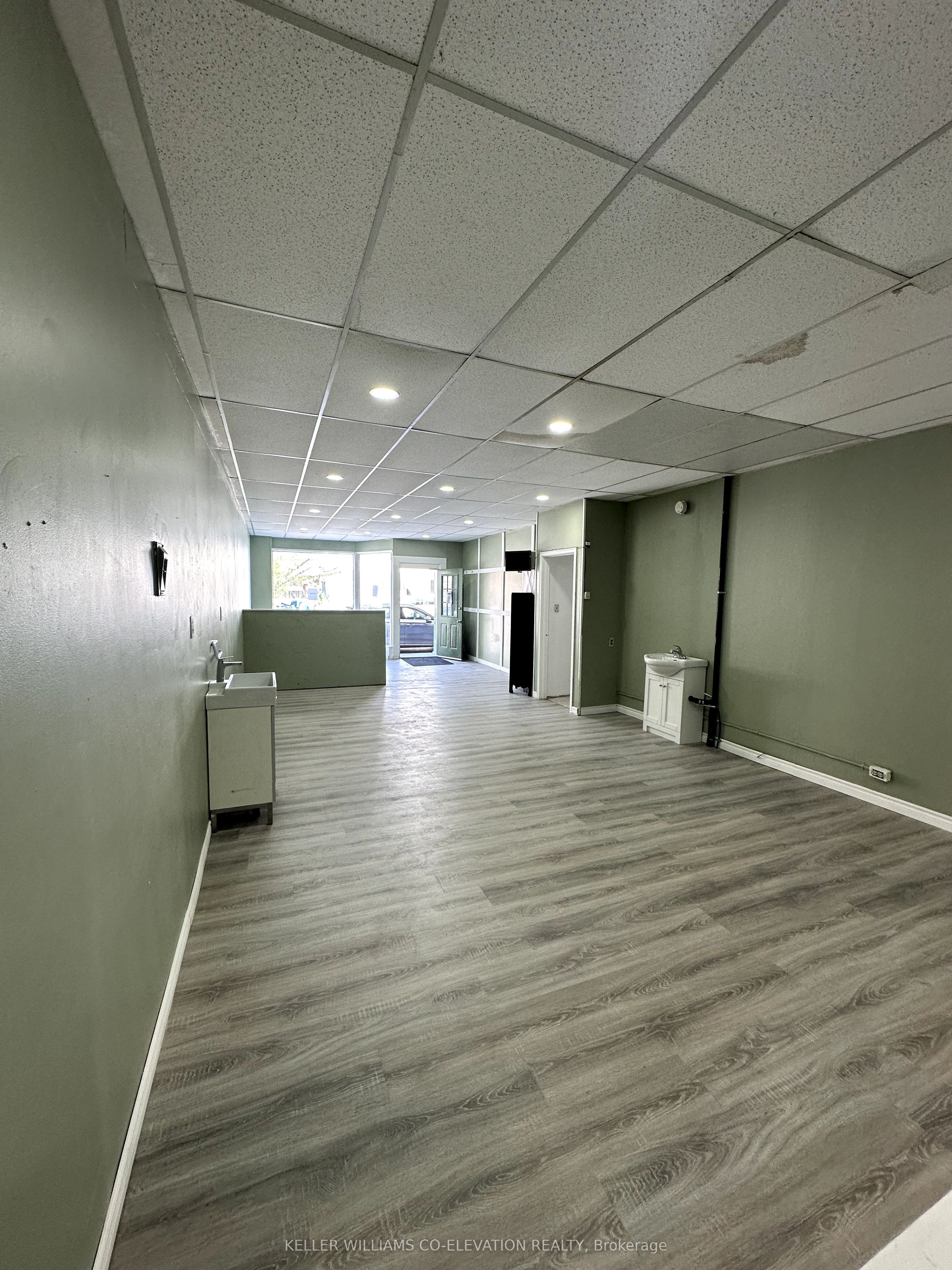 9 George St N Property Photo
