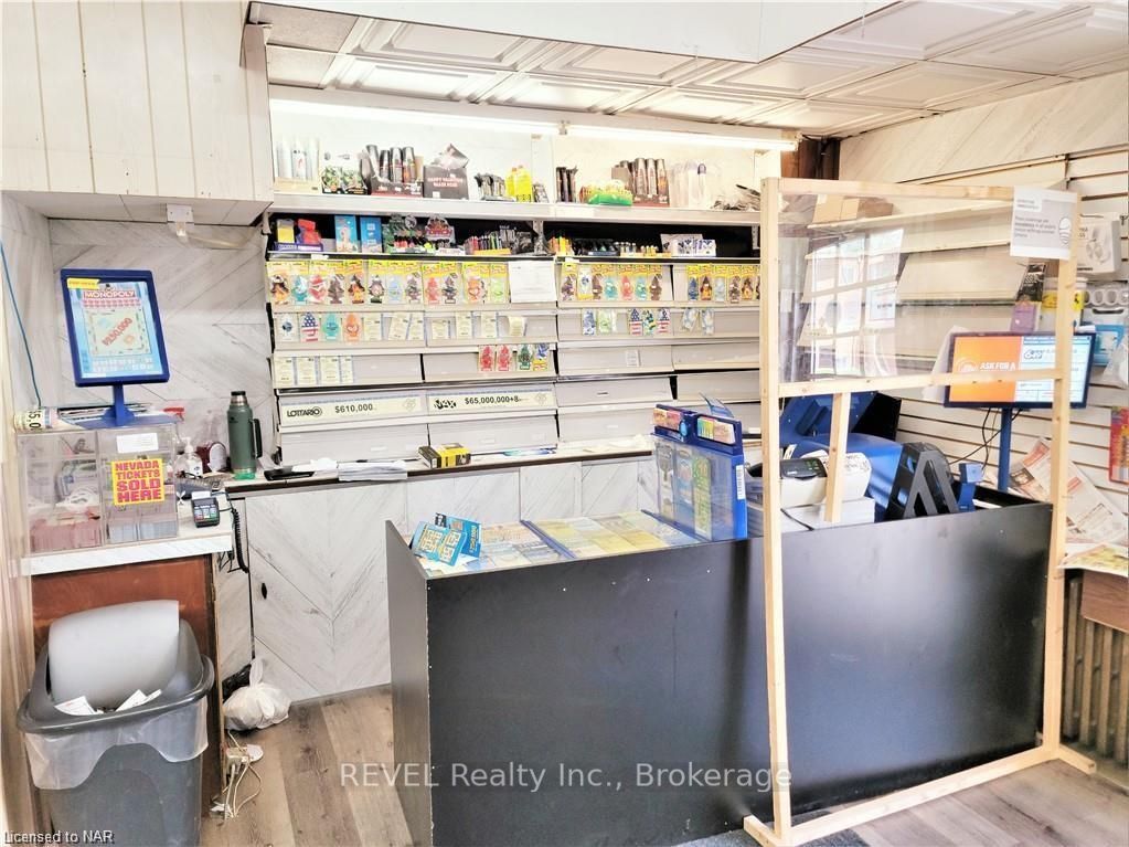 94 Empire Street #c Property Photo 3