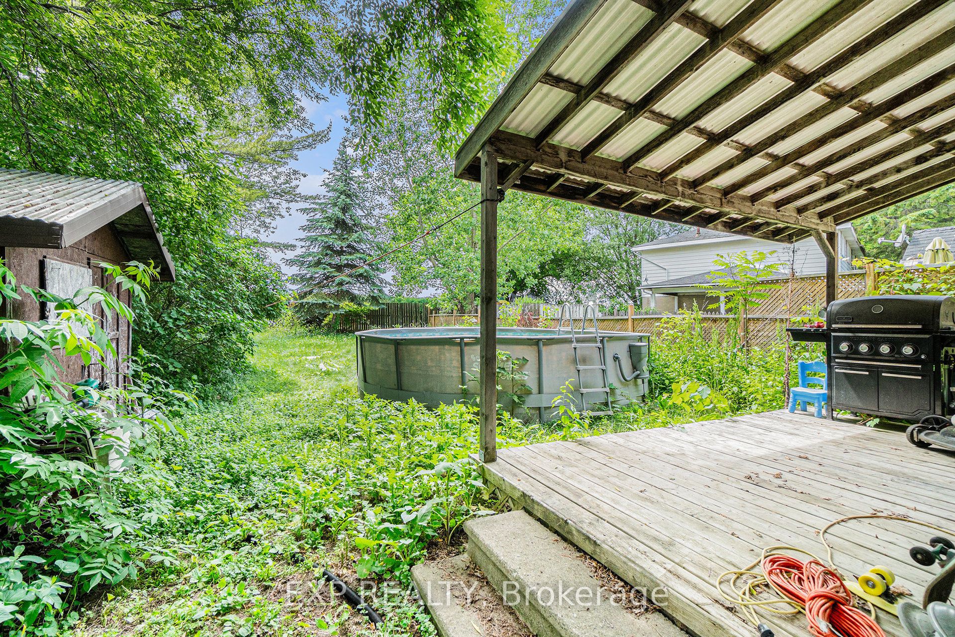 983 Mackenzie Road Property Photo 16