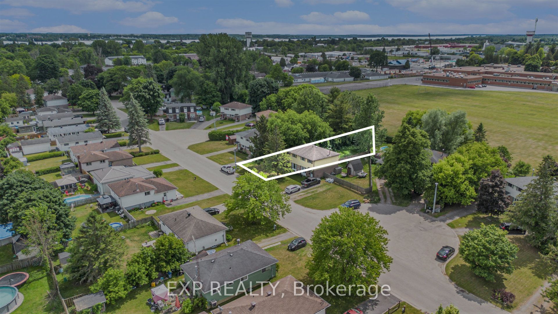 983 Mackenzie Road Property Photo 20