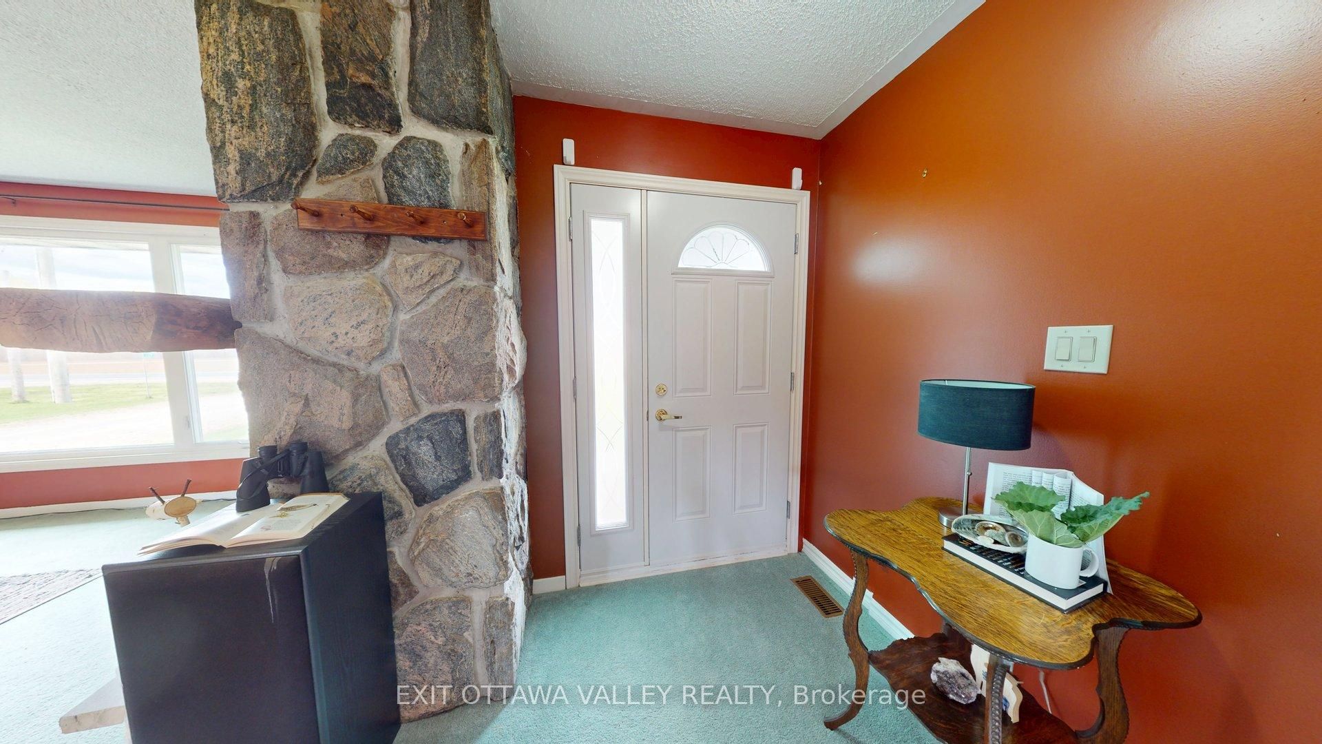 2297 Beachburg Road Property Photo 5