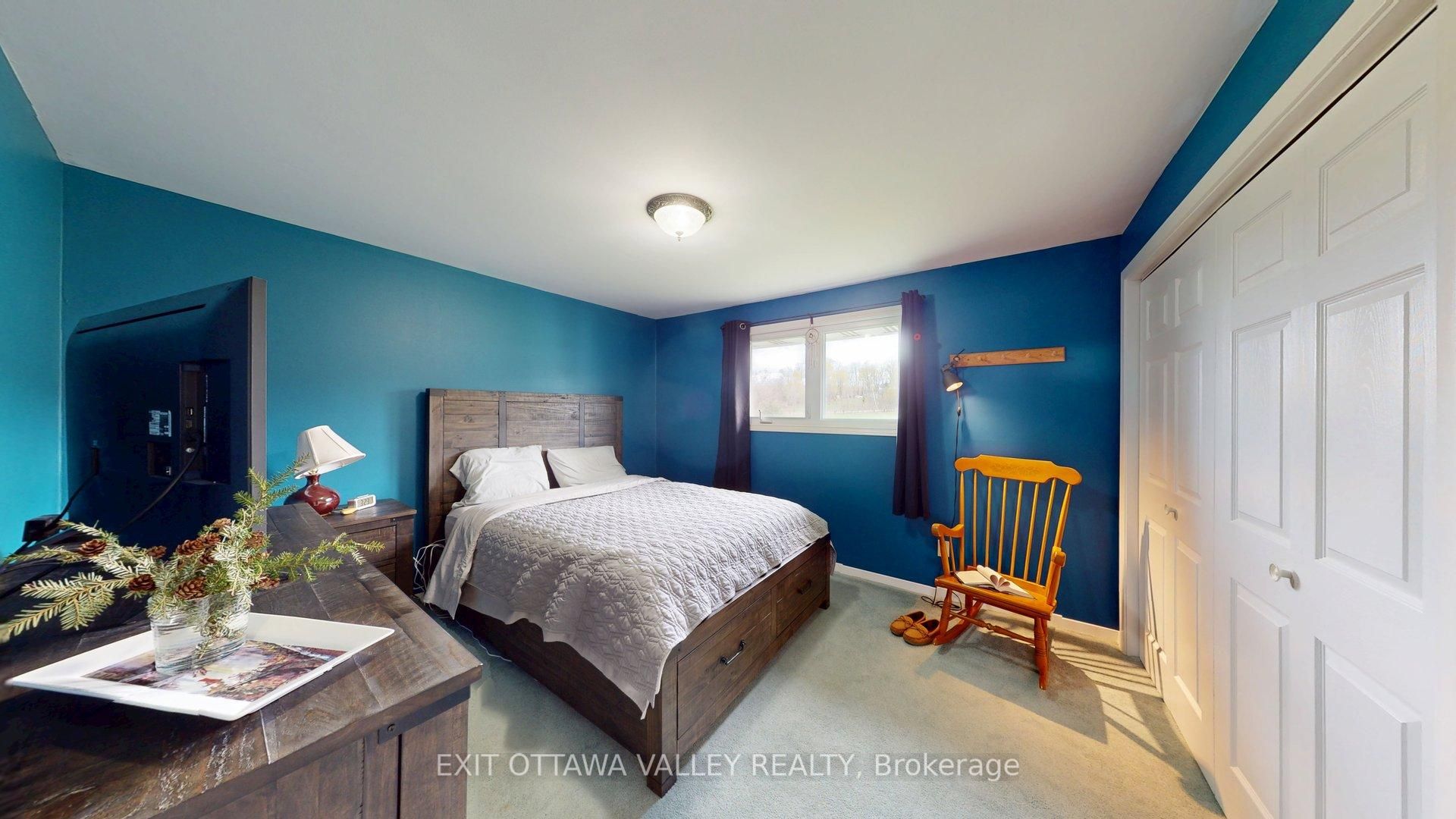 2297 Beachburg Road Property Photo 21