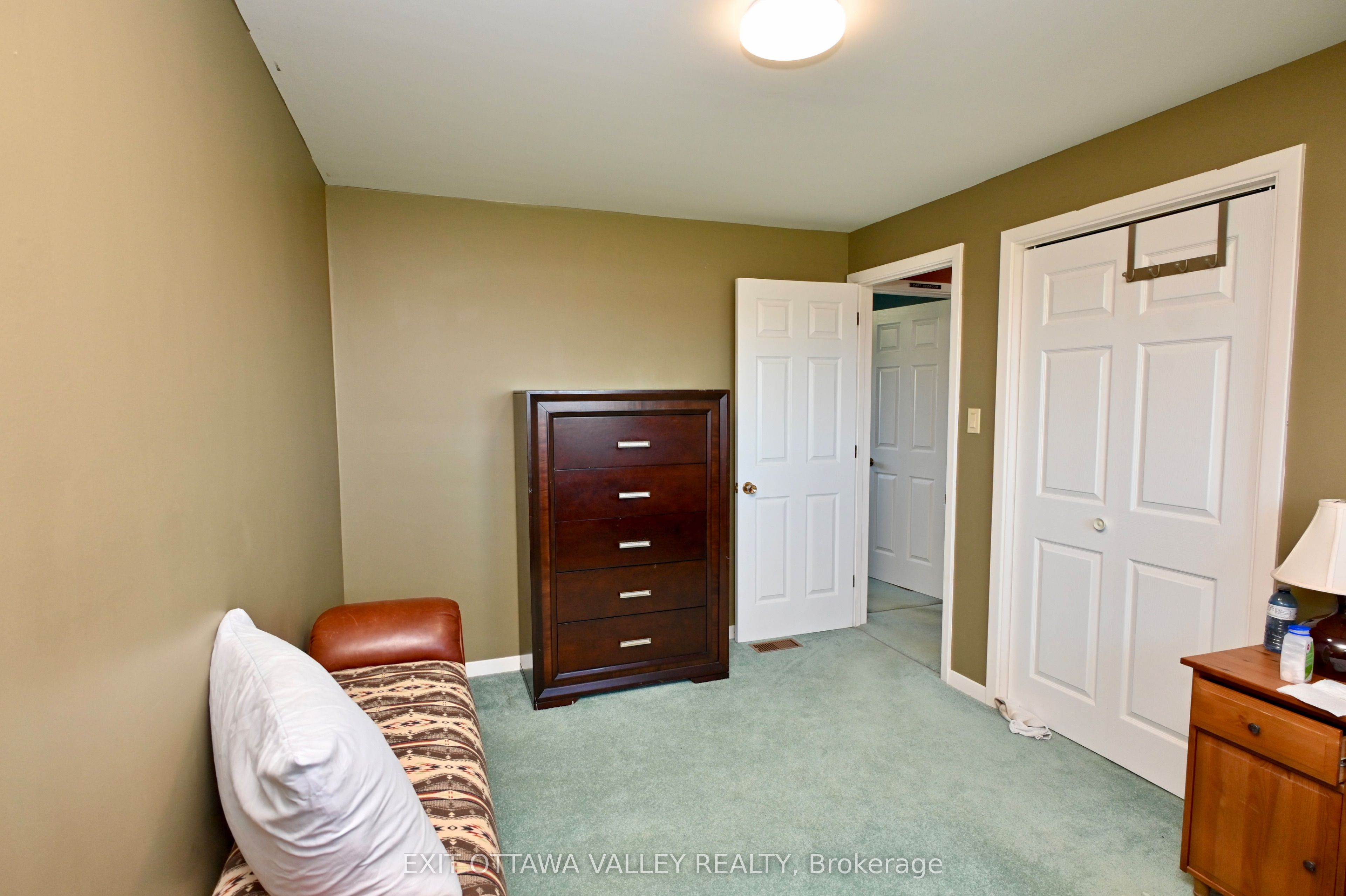 2297 Beachburg Road Property Photo 27