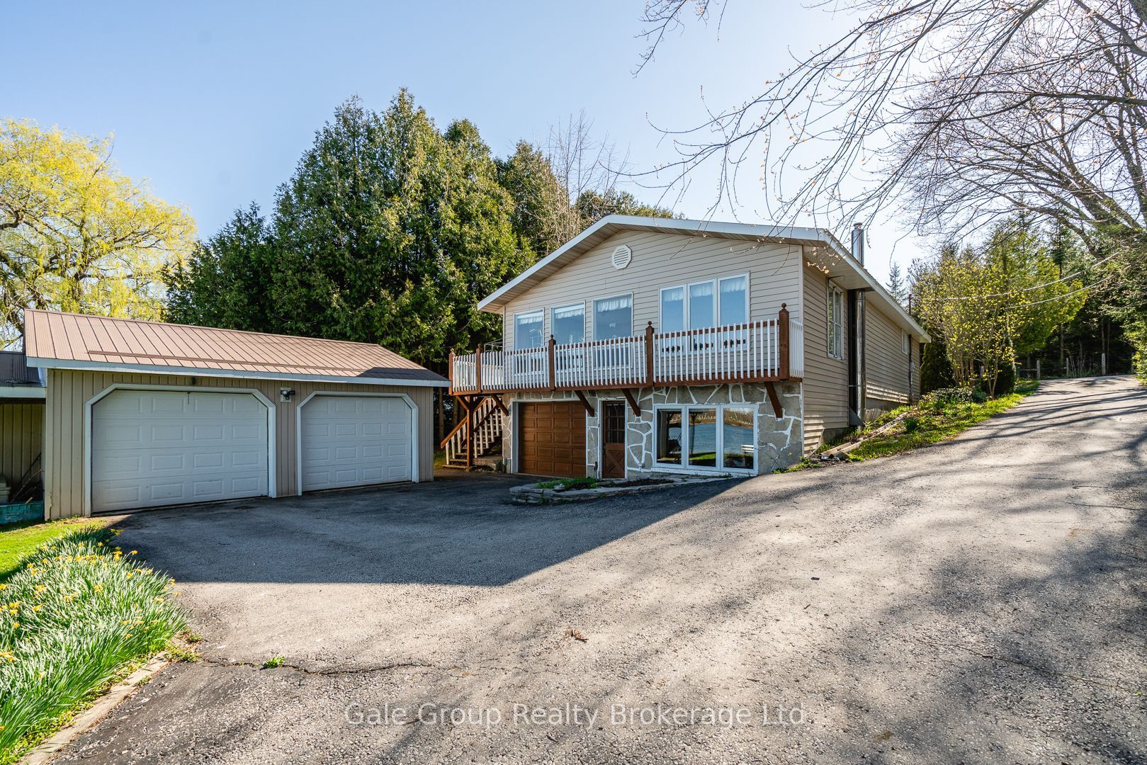 111 Macdonalds Rd Property Photo 1