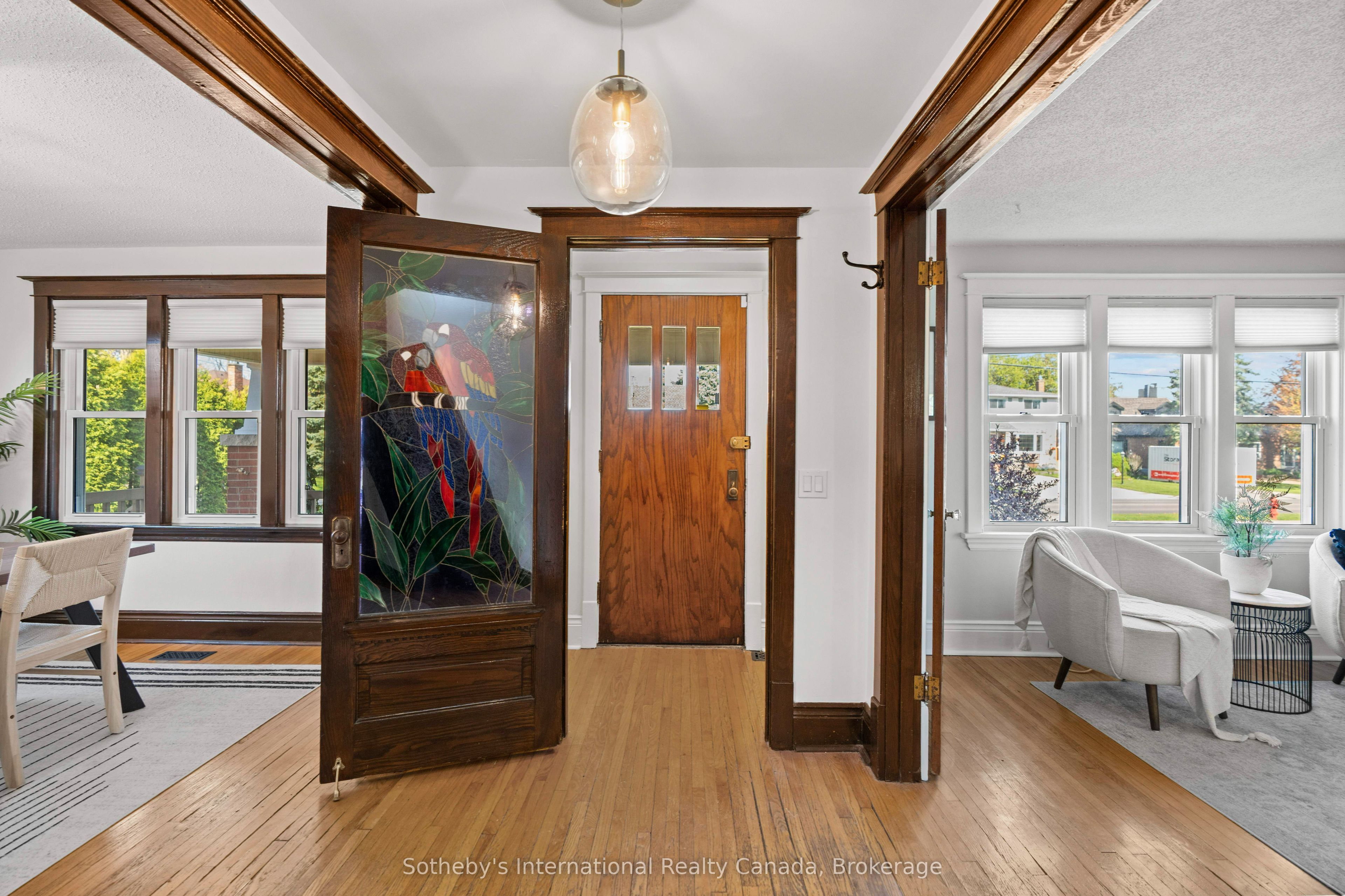 122 Lake Avenue Drive Property Photo 4