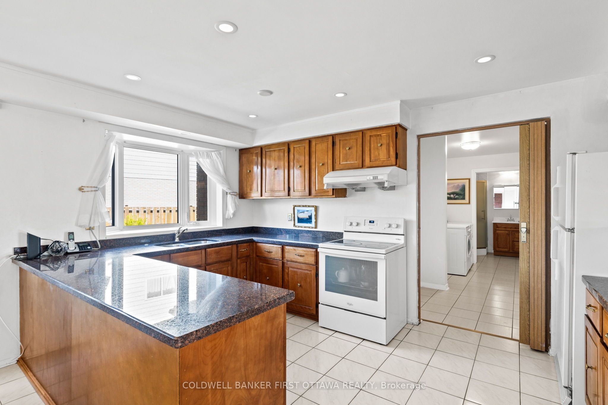 16 Denewood Crescent Property Photo 16