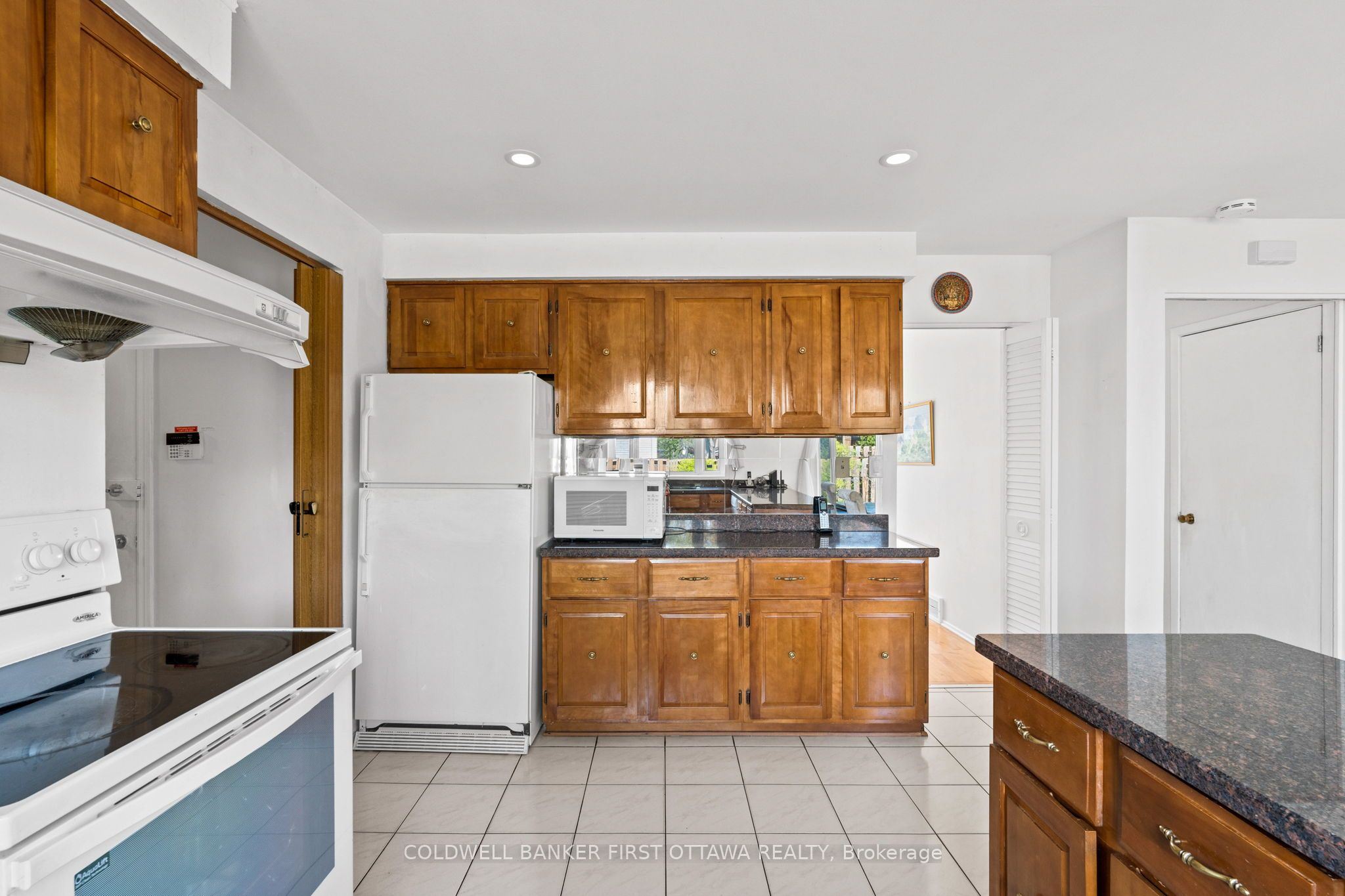 16 Denewood Crescent Property Photo 20