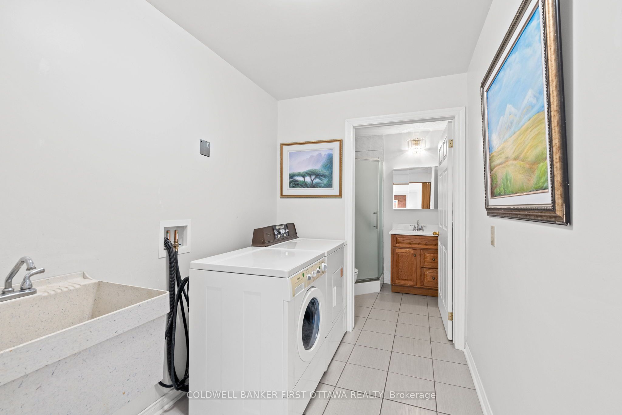 16 Denewood Crescent Property Photo 24