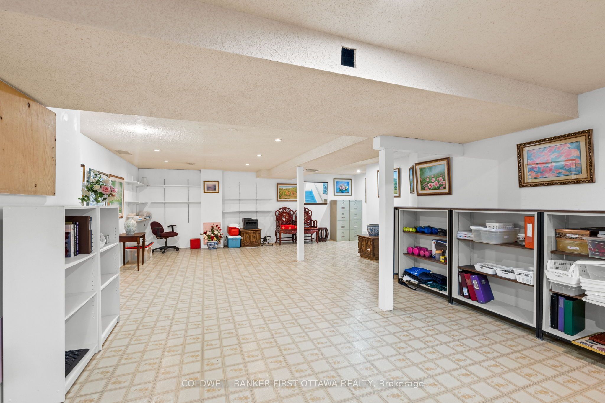 16 Denewood Crescent Property Photo 42