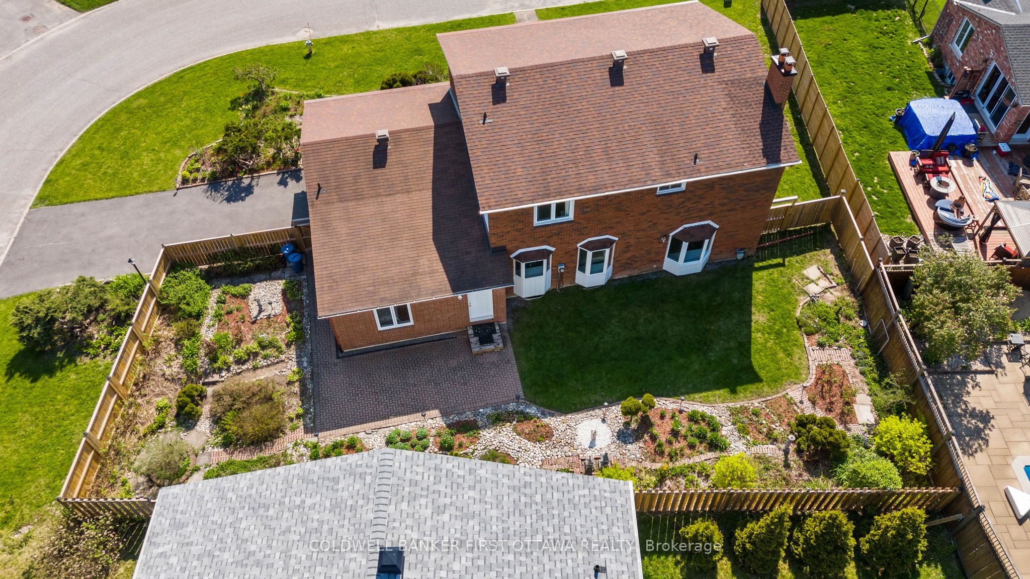 16 Denewood Crescent Property Photo 48