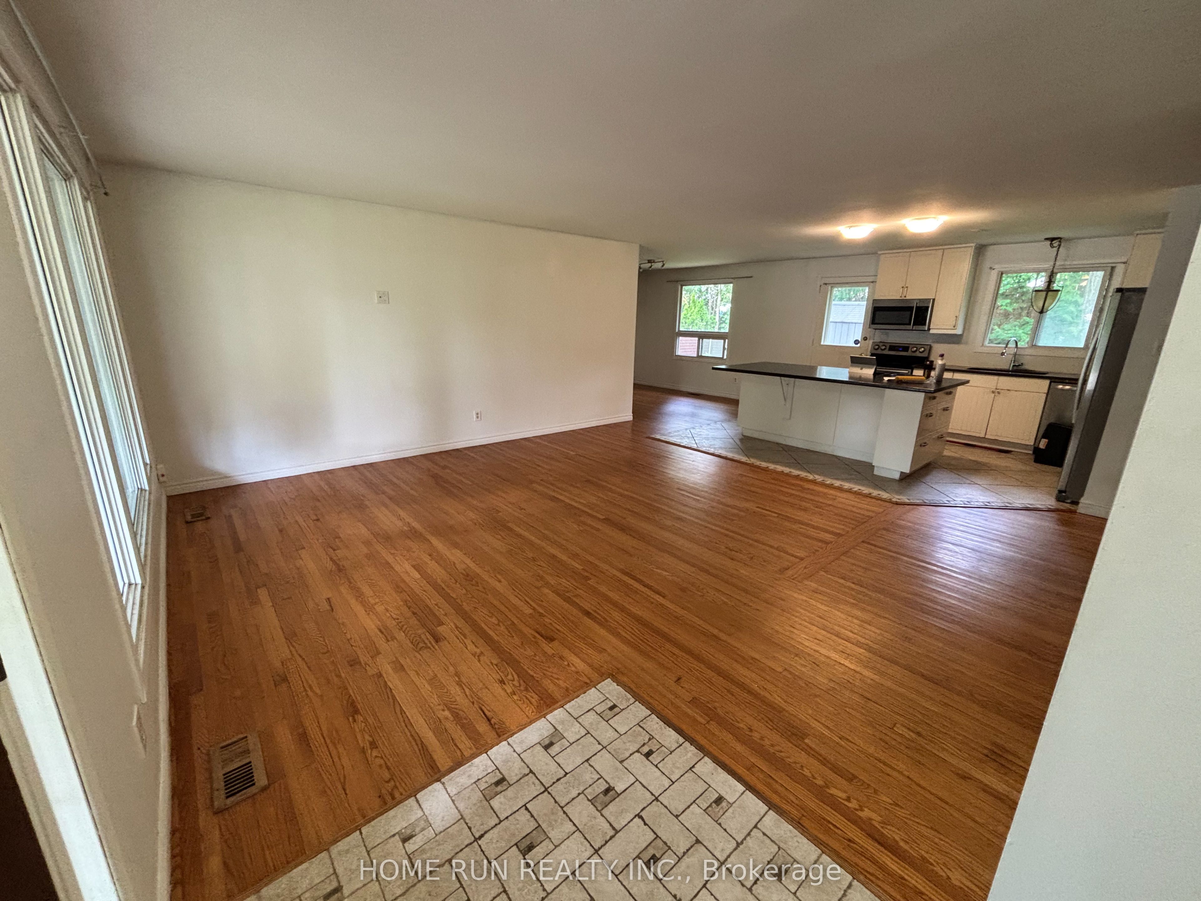 9 Button Court Property Photo 9