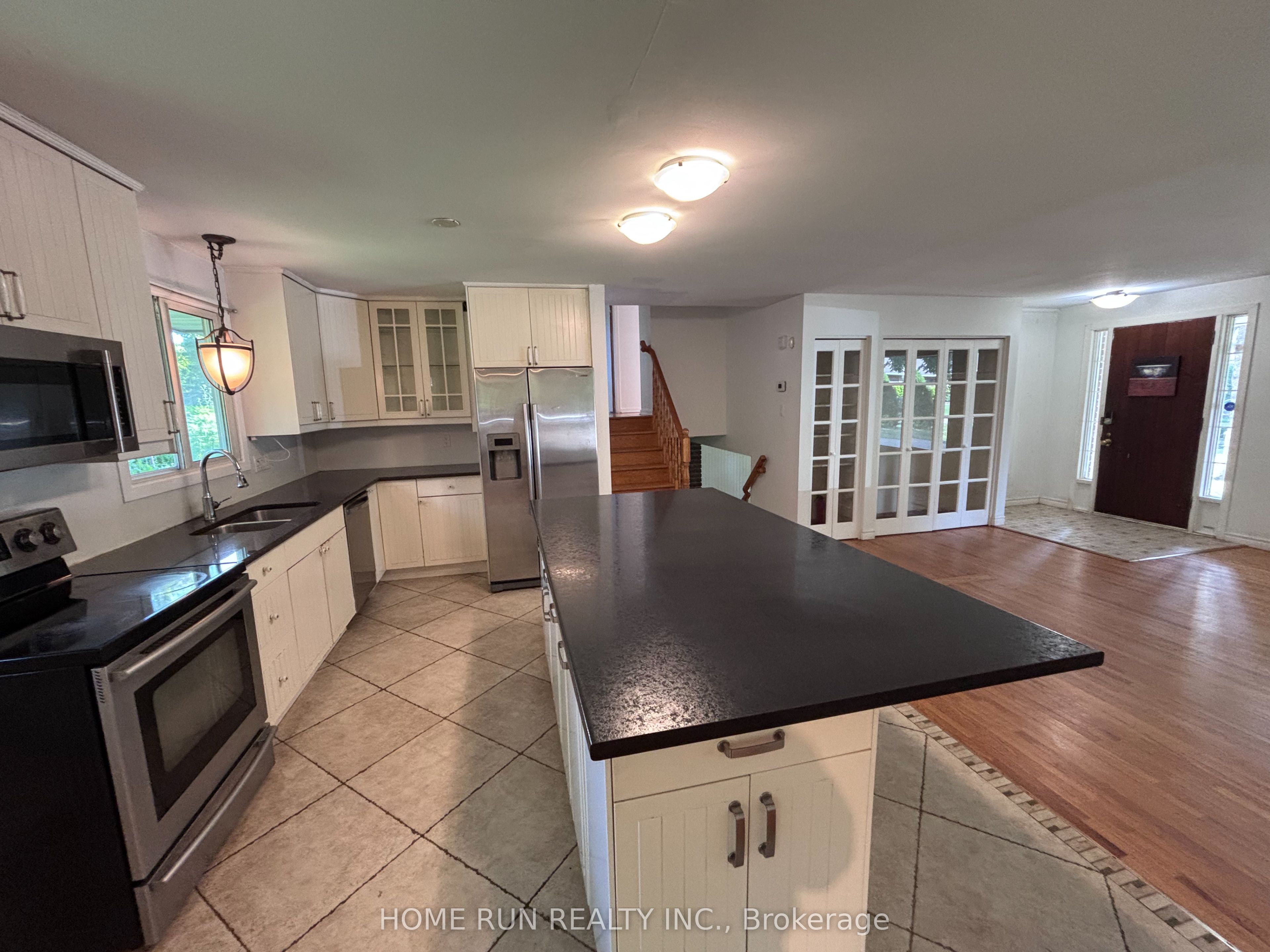 9 Button Court Property Photo 13