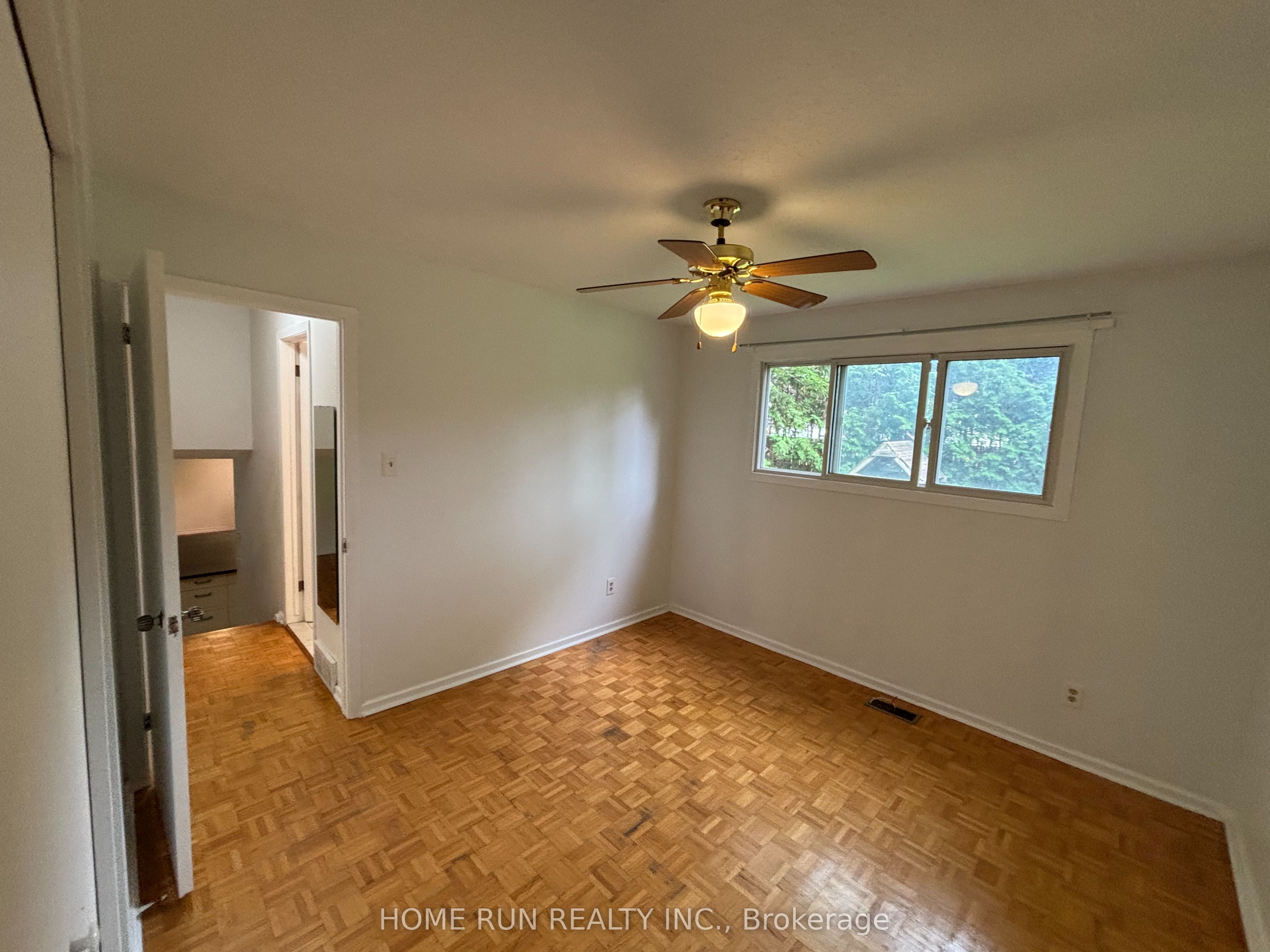 9 Button Court Property Photo 18