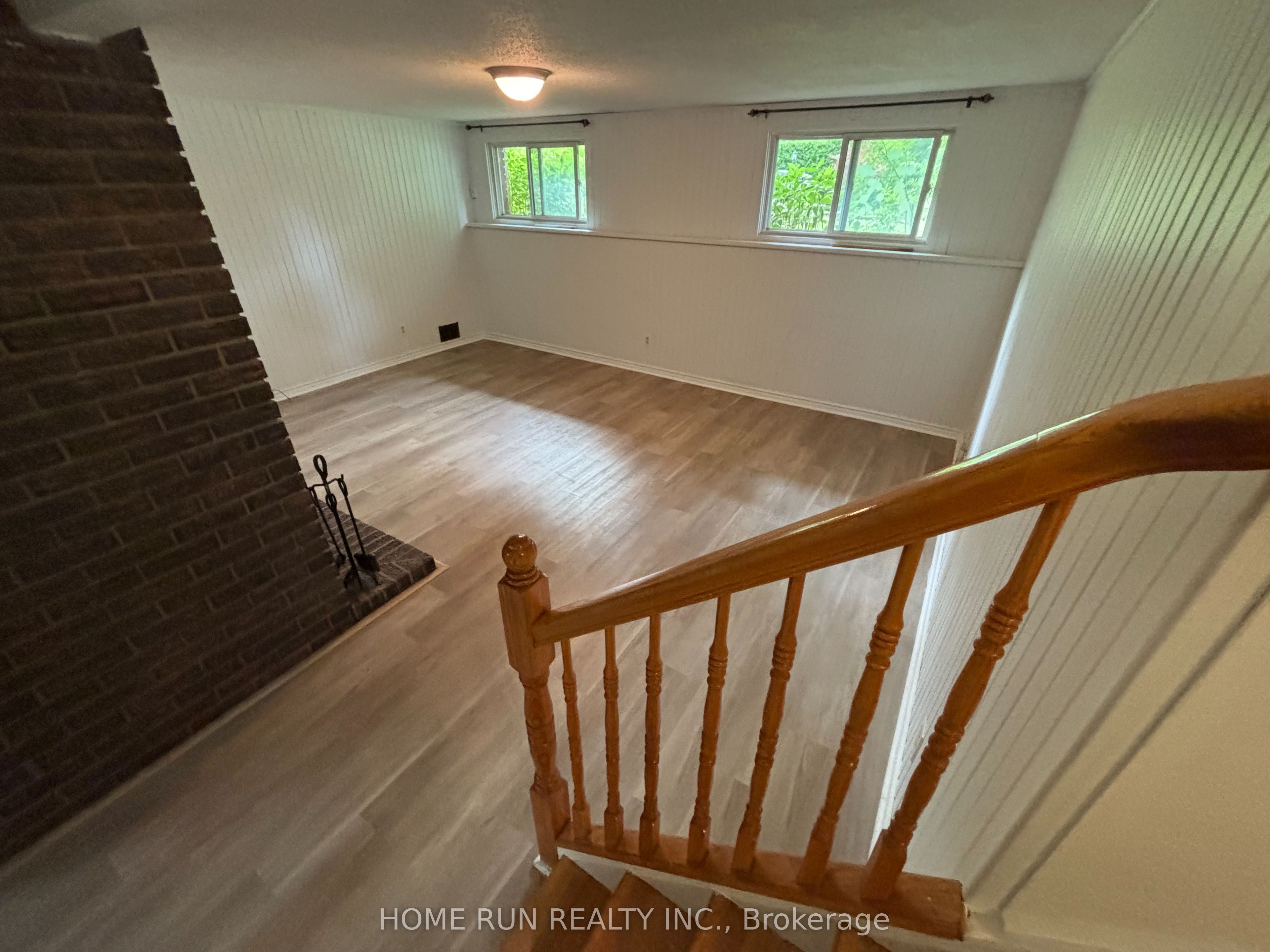 9 Button Court Property Photo 20