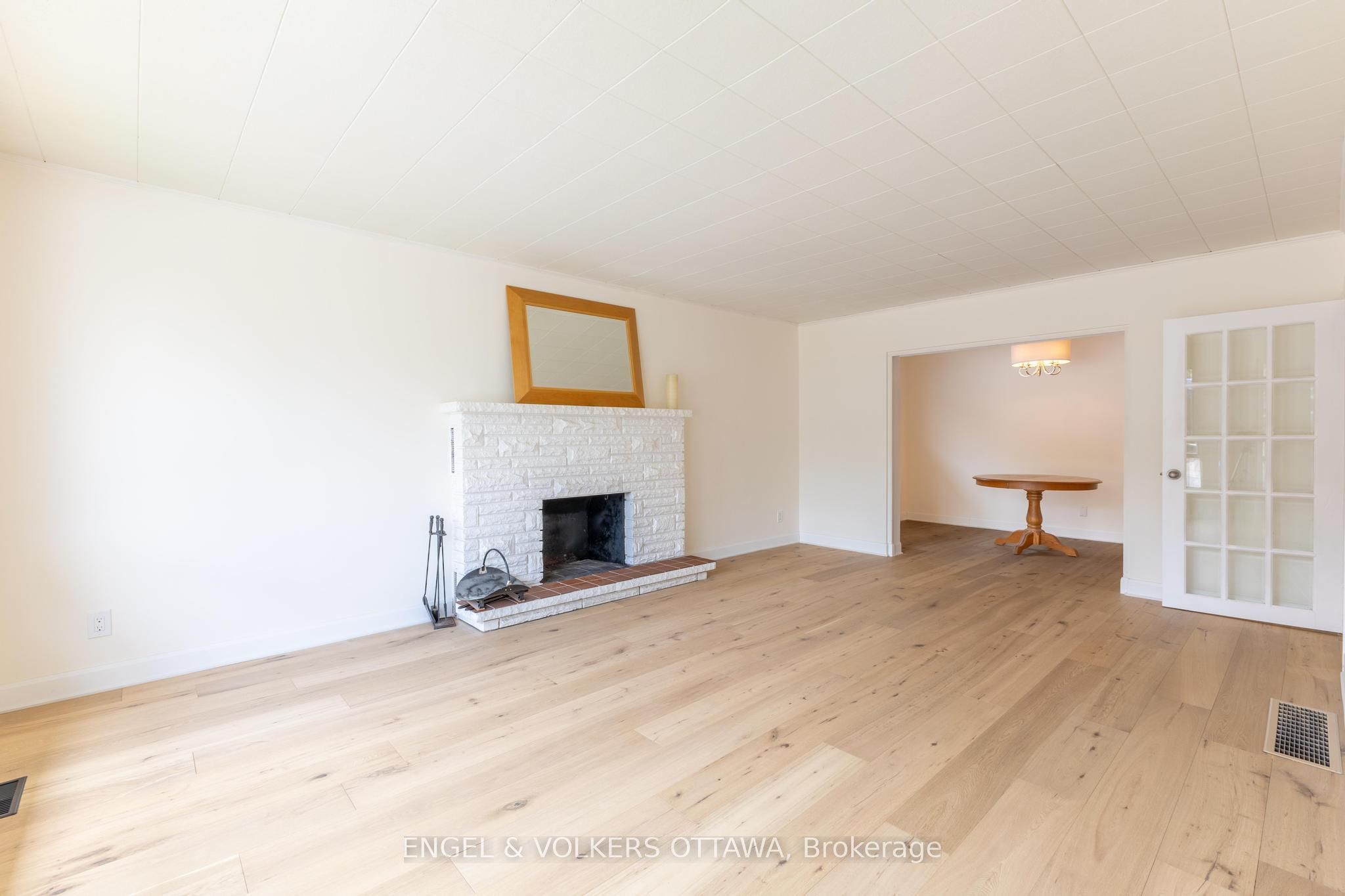 89 Munro Street Property Photo 3