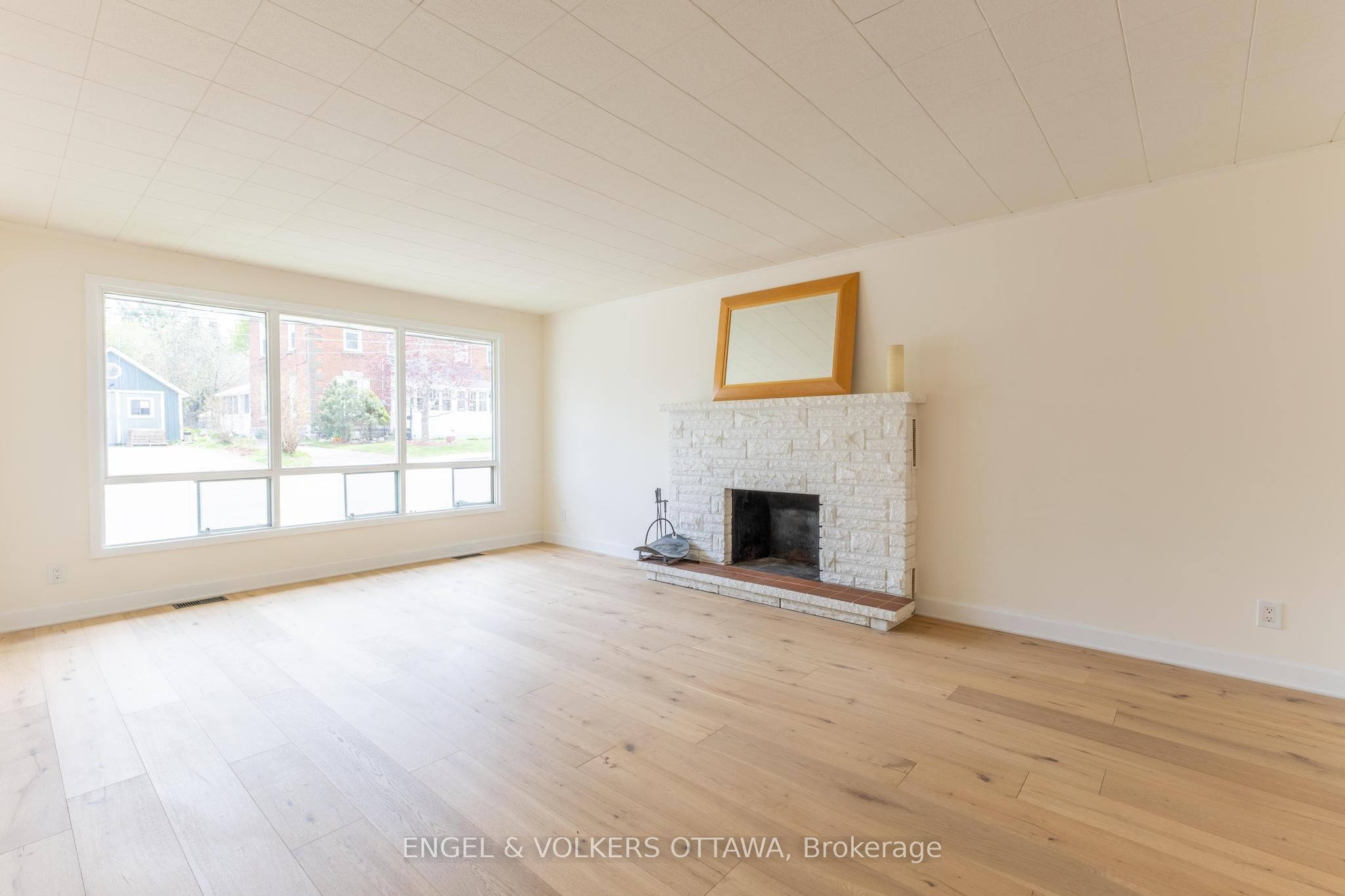 89 Munro Street Property Photo 4