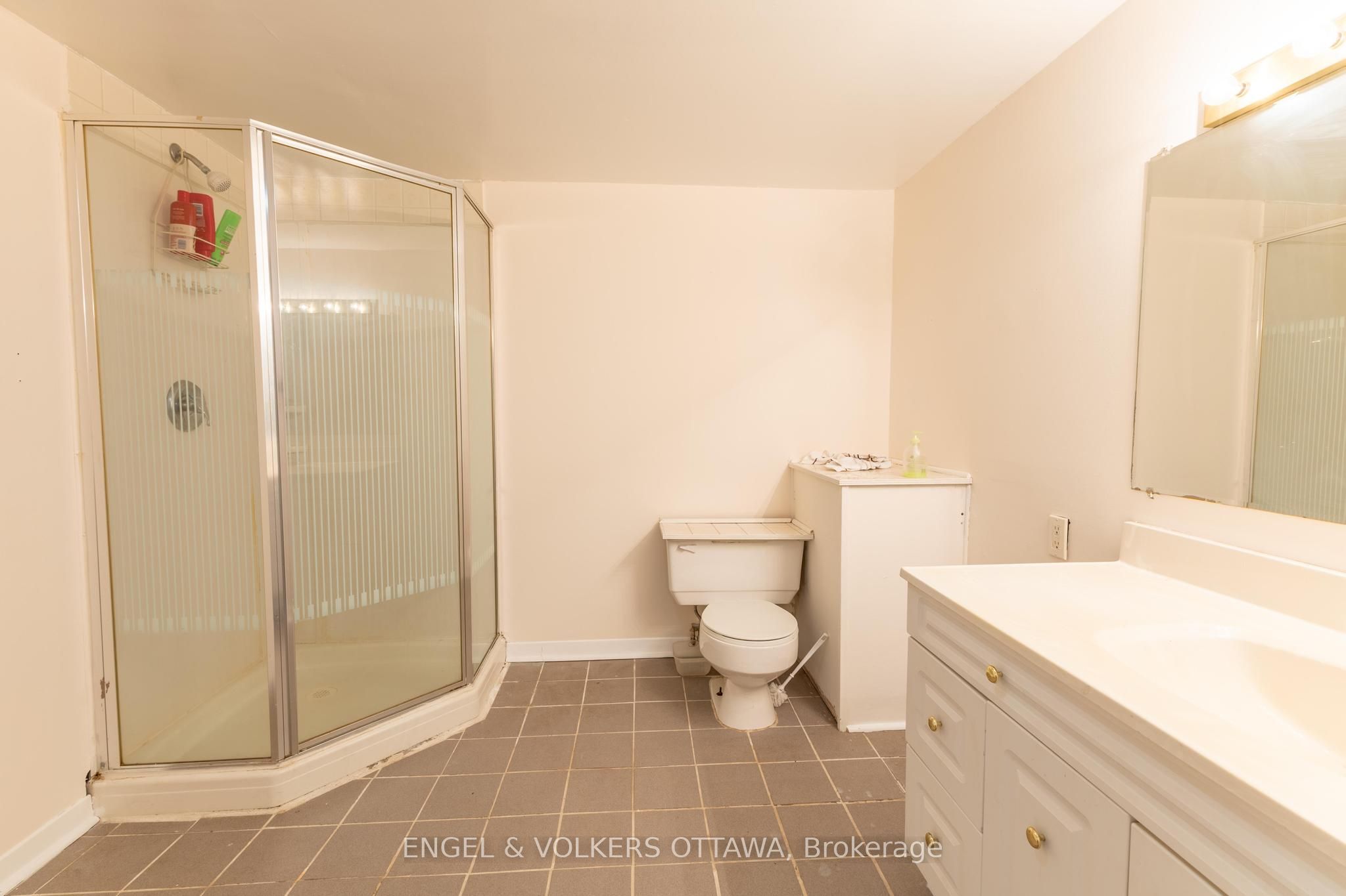 89 Munro Street Property Photo 17