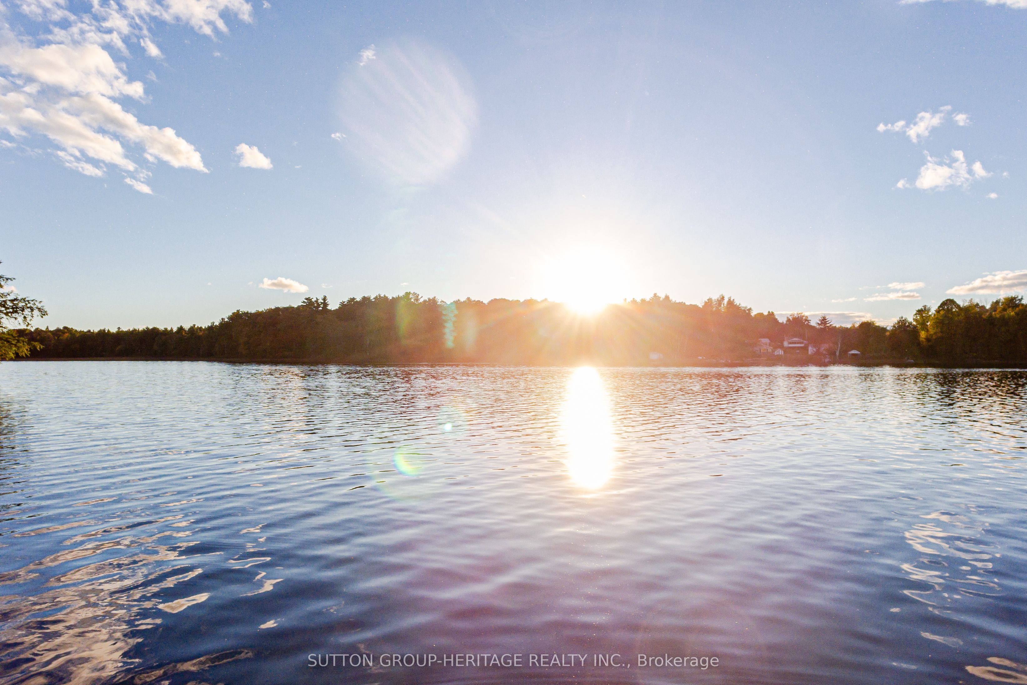 250 Younge Lane Property Photo 2