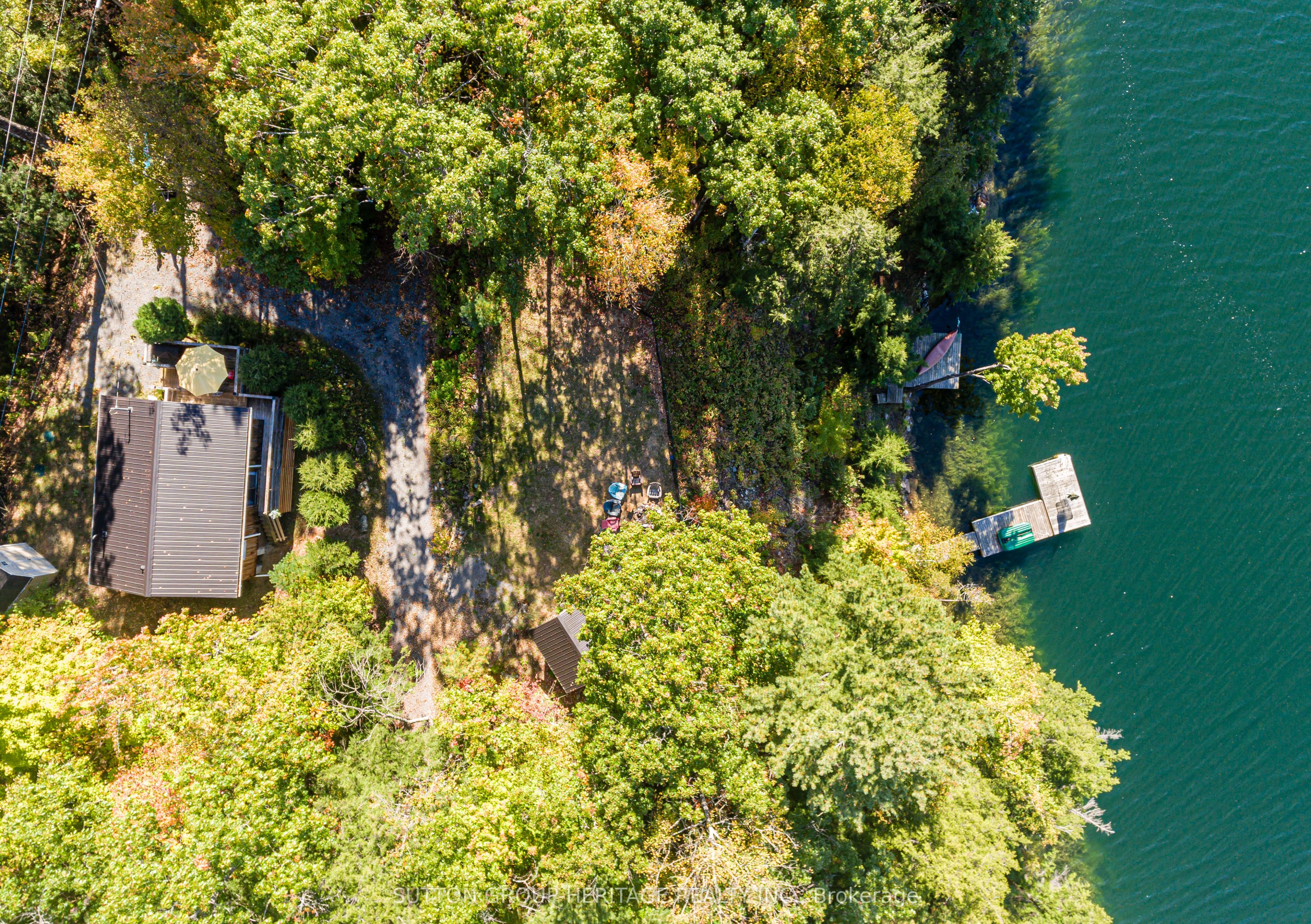 250 Younge Lane Property Photo 9