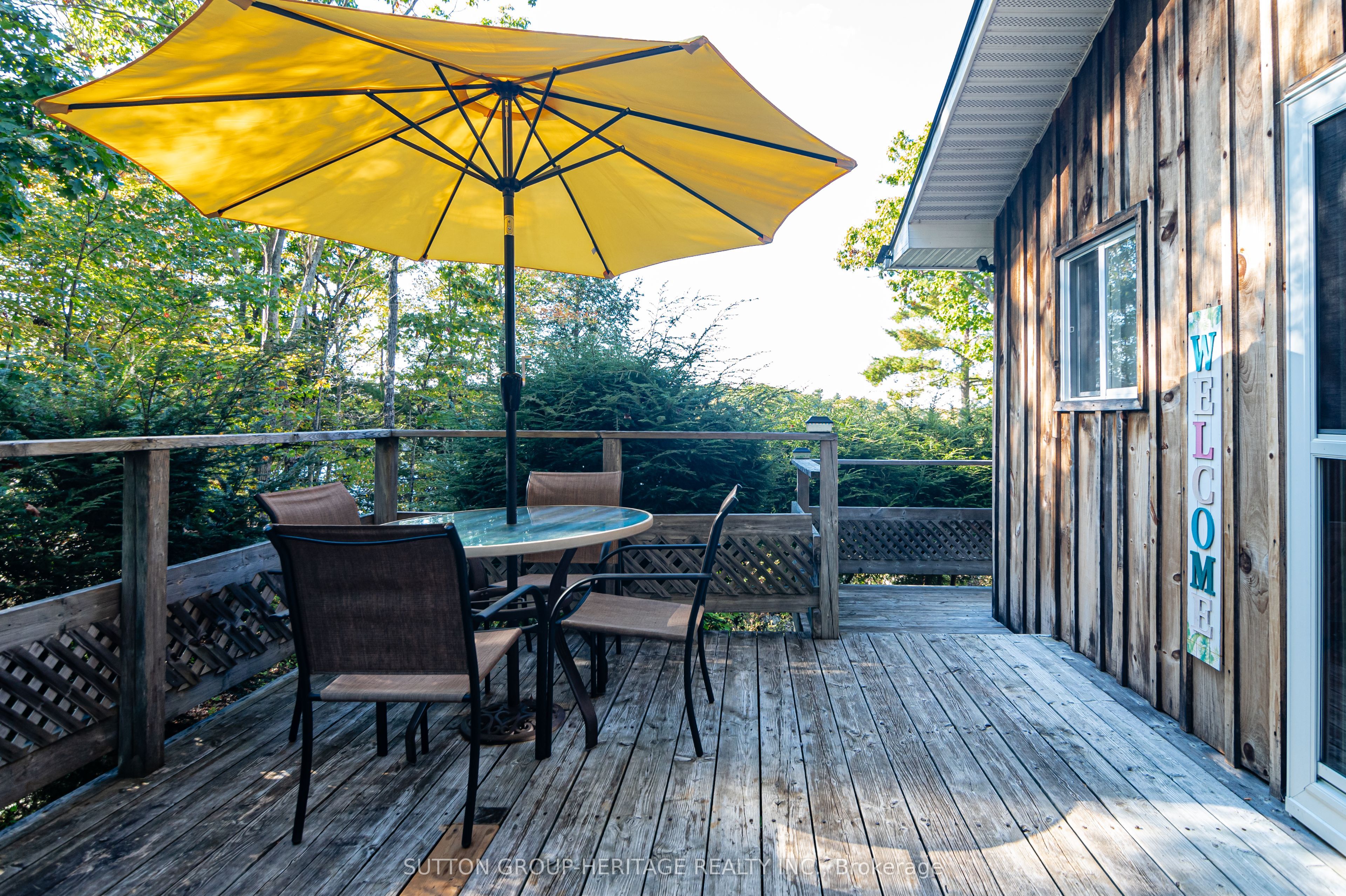 250 Younge Lane Property Photo 29