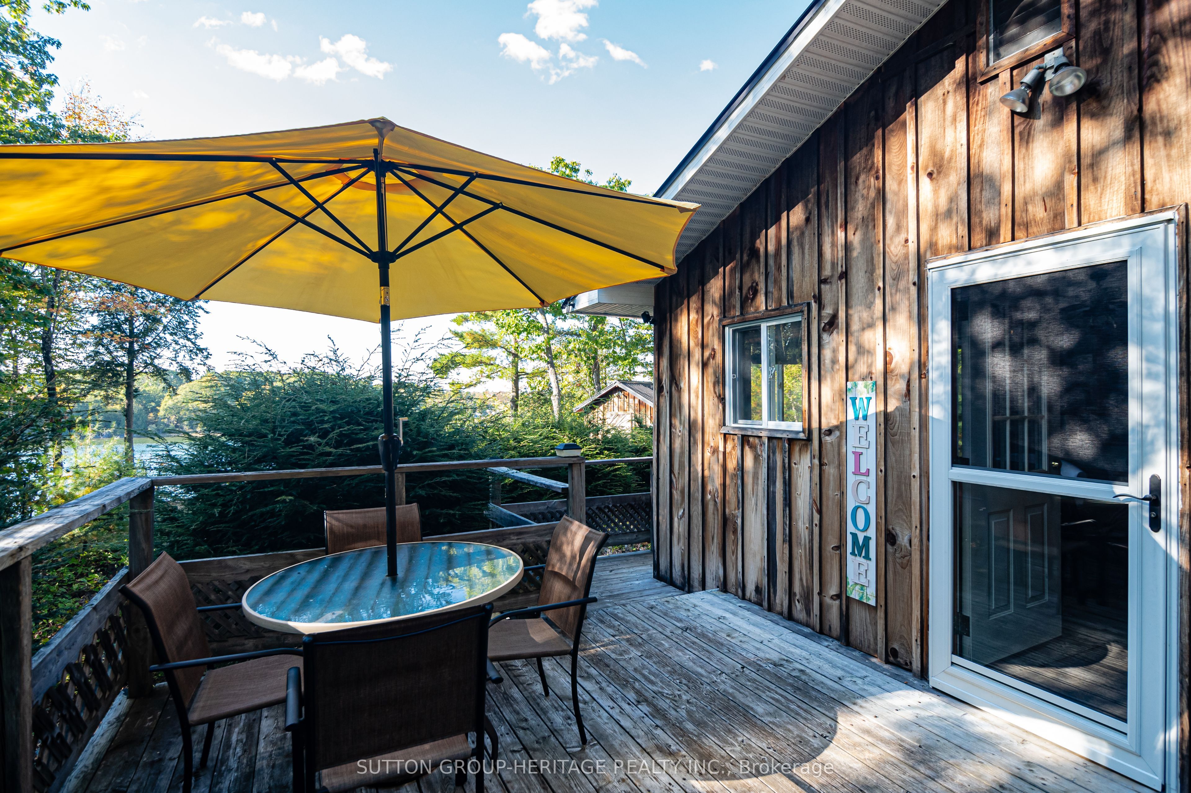 250 Younge Lane Property Photo 30