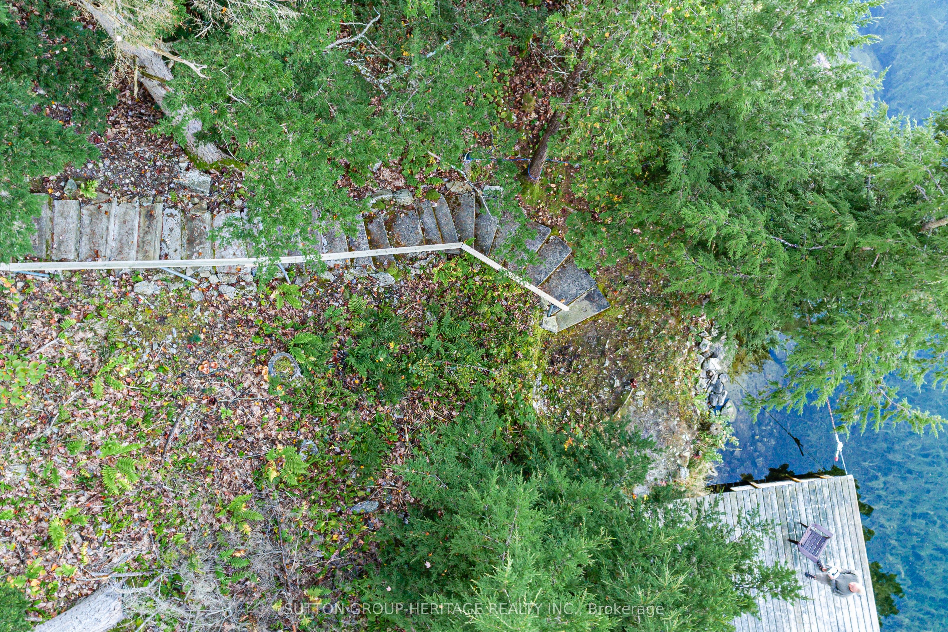 250 Younge Lane Property Photo 33