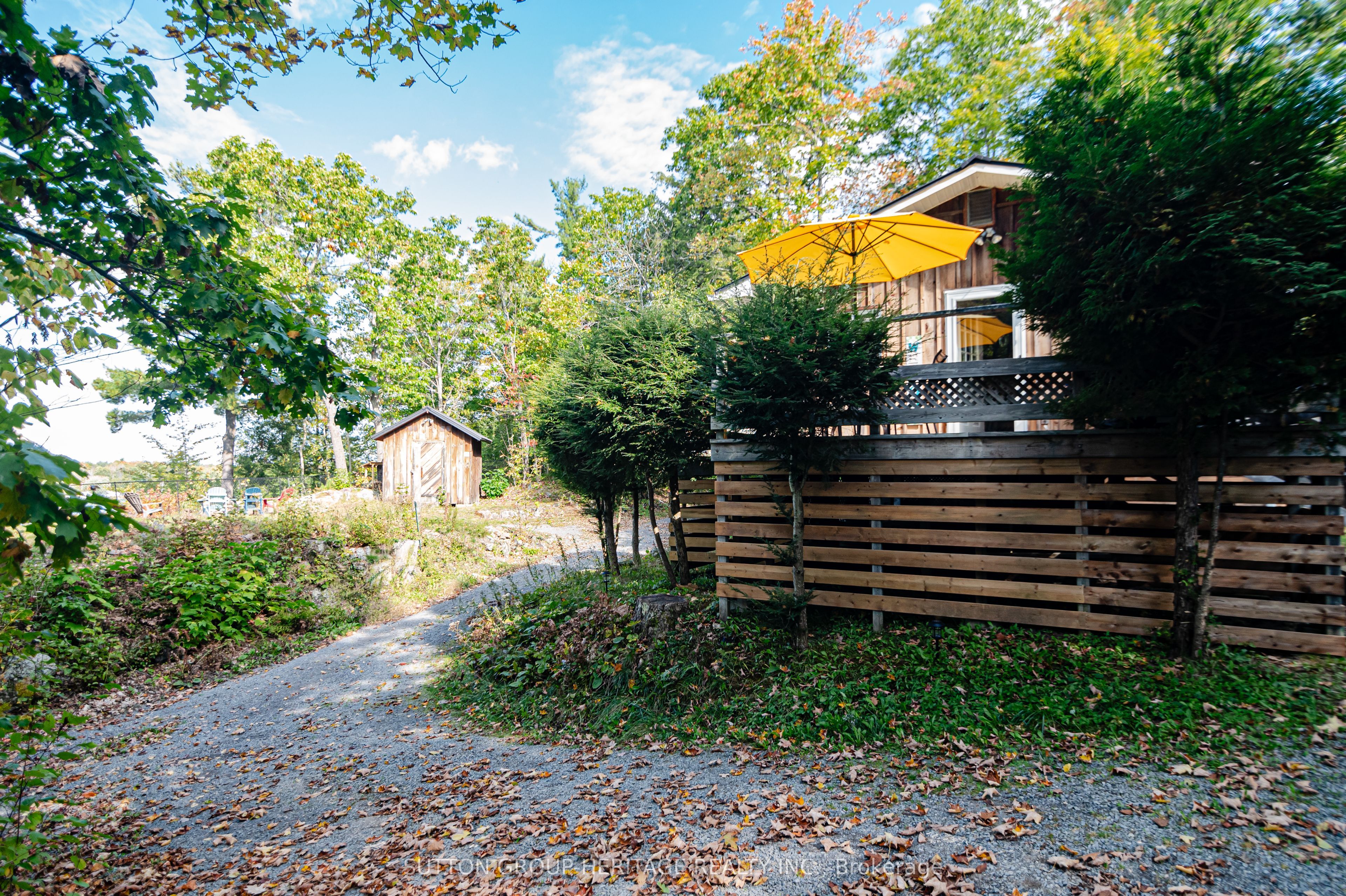 250 Younge Lane Property Photo 43