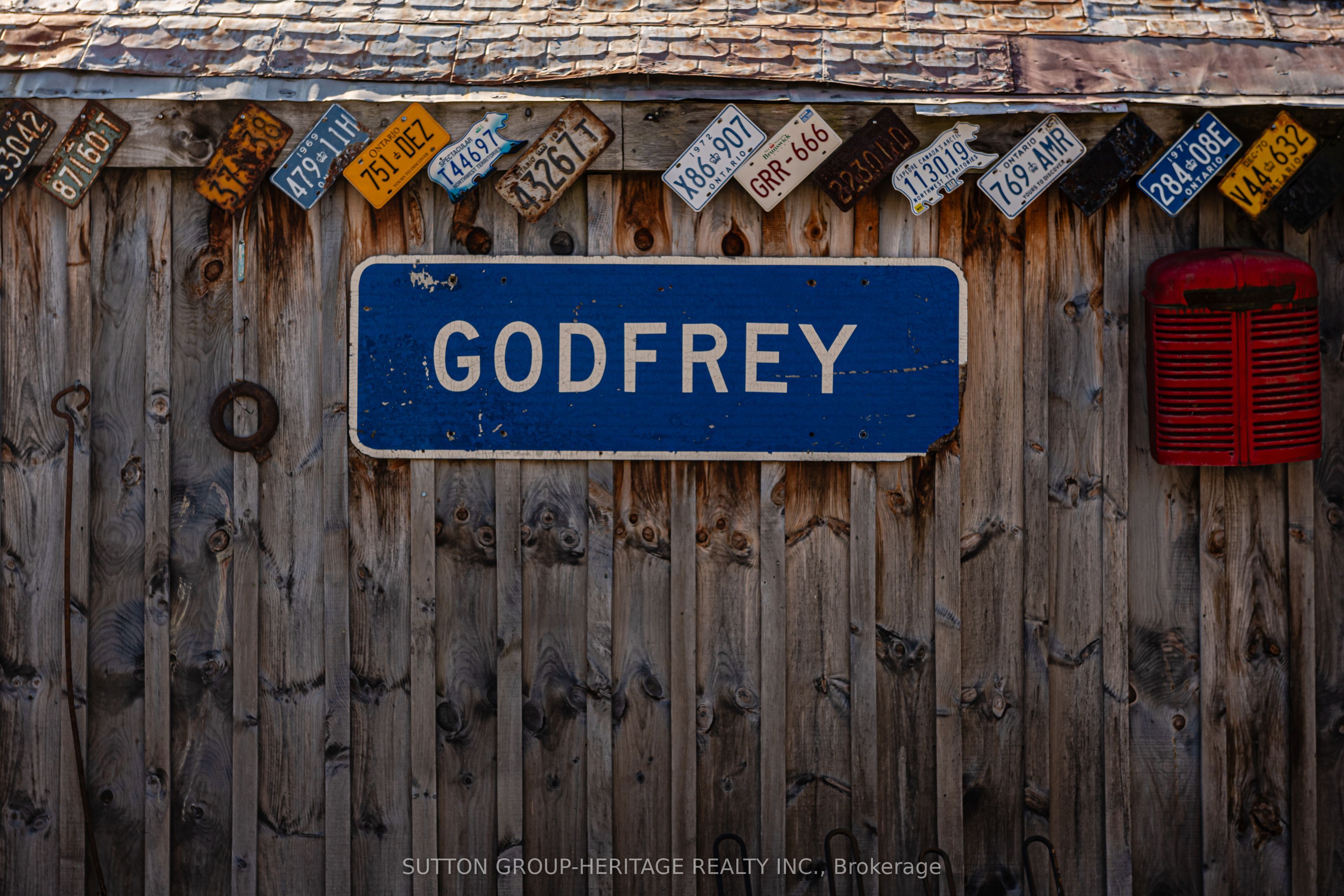 250 Younge Lane Property Photo 49