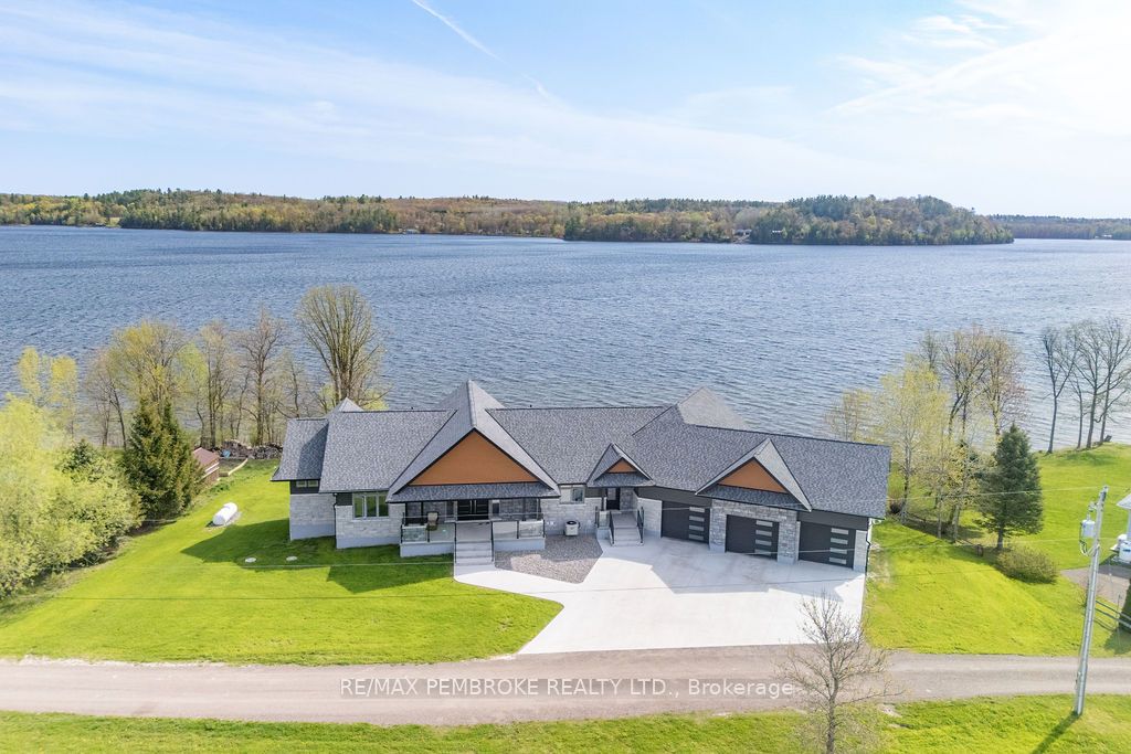 241 Finnerty Rd Property Photo