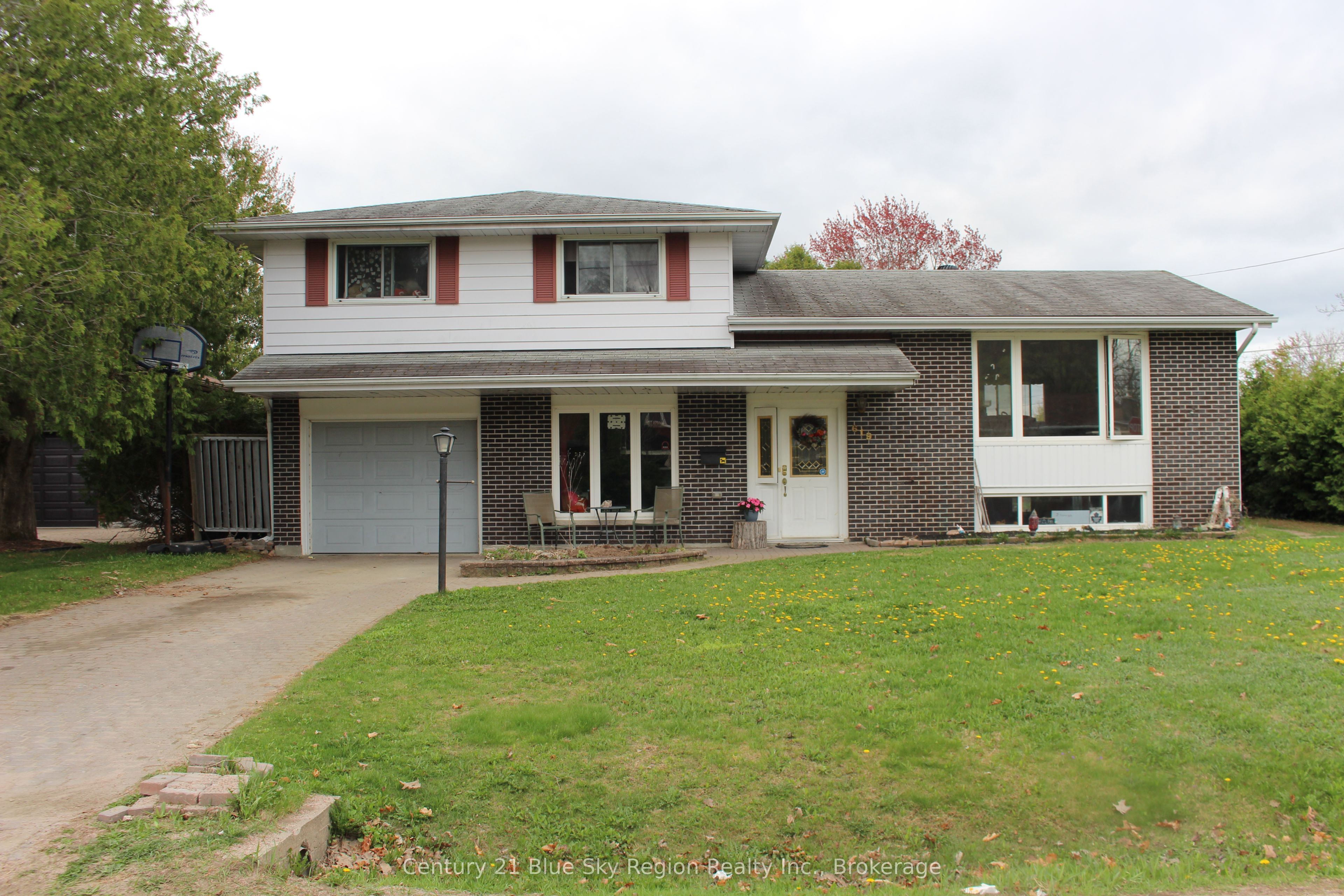 619 Norman Avenue Property Photo