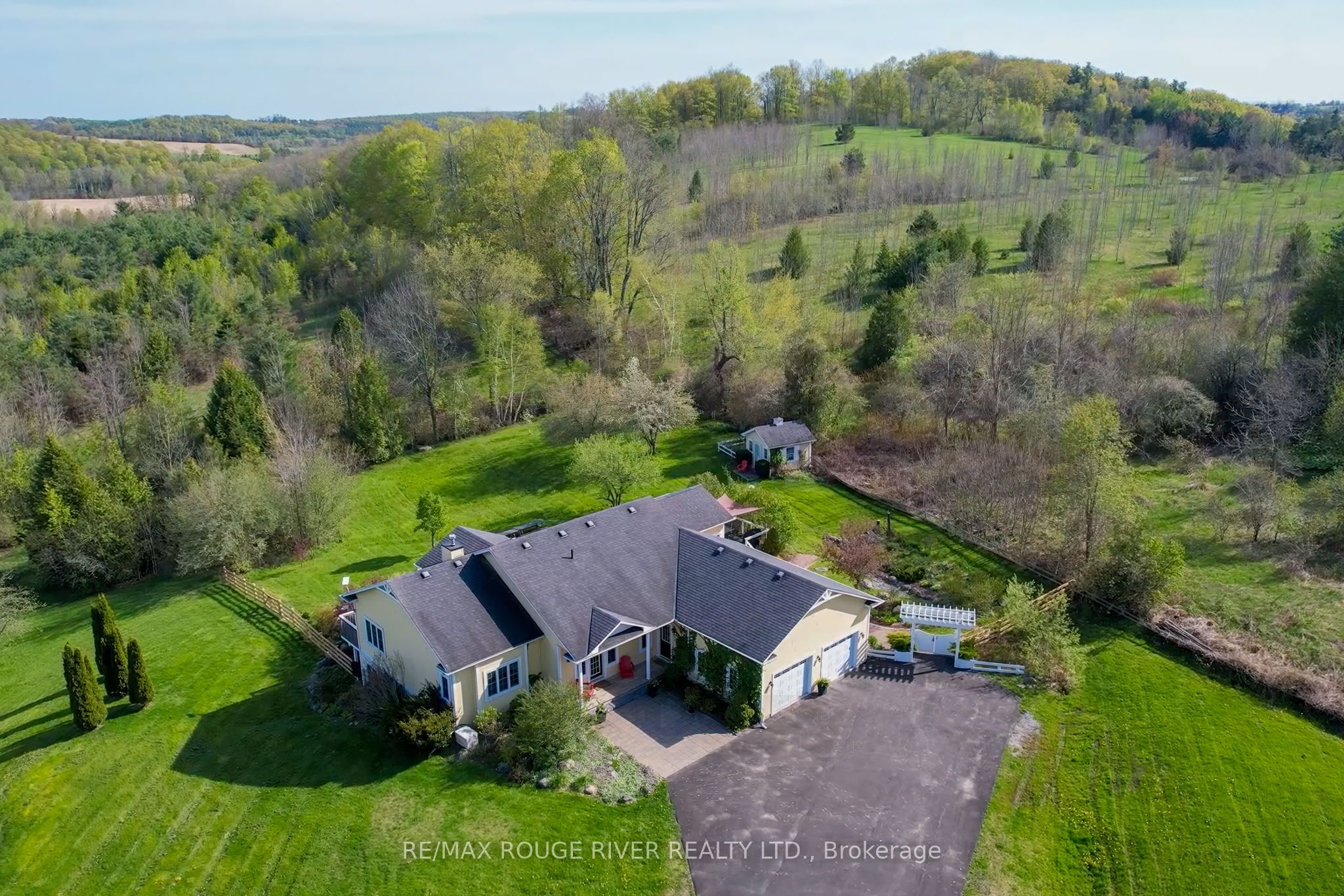 436 Eddystone Road Property Photo 4
