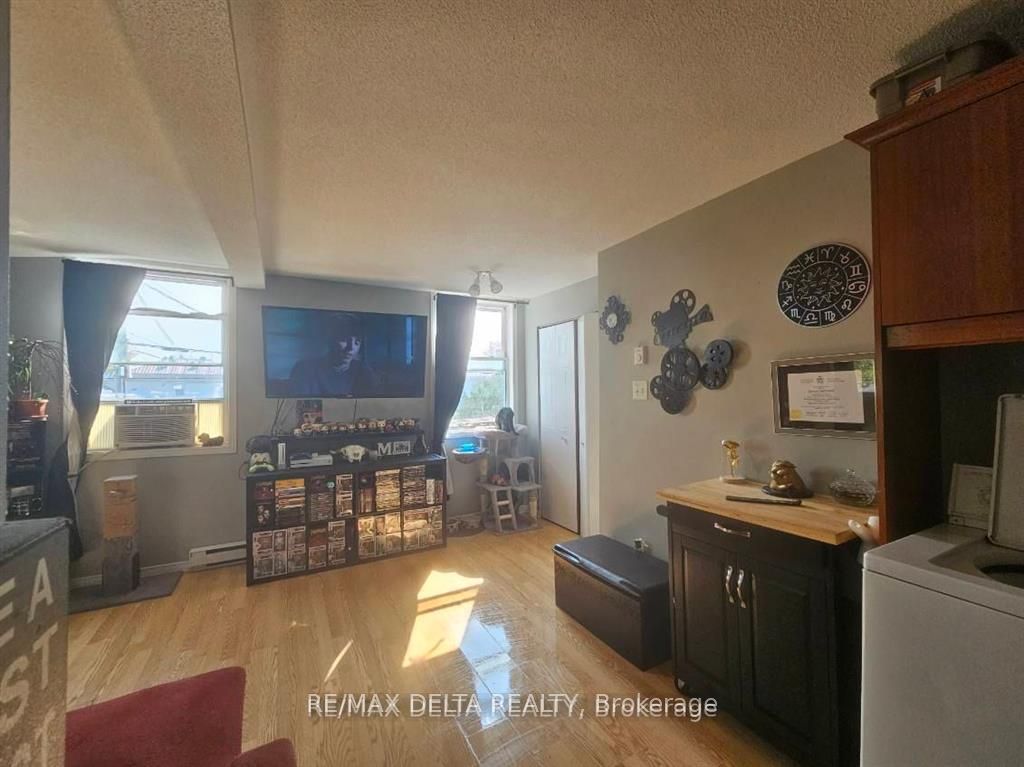 406-408 Telegraph Street 406 A-c Property Photo 14