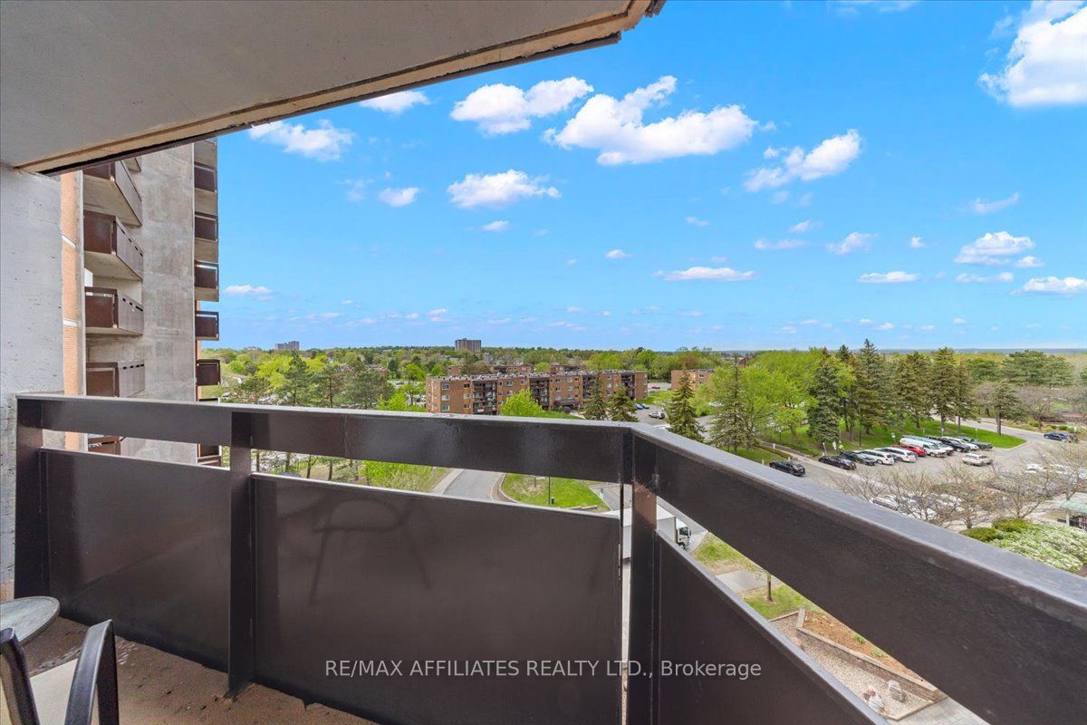 #706 - 2000 Jasmine Crescent Property Photo 21