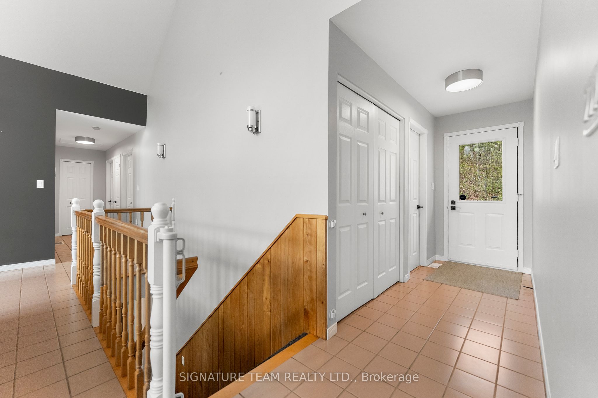 314 Robertson Line Property Photo 8