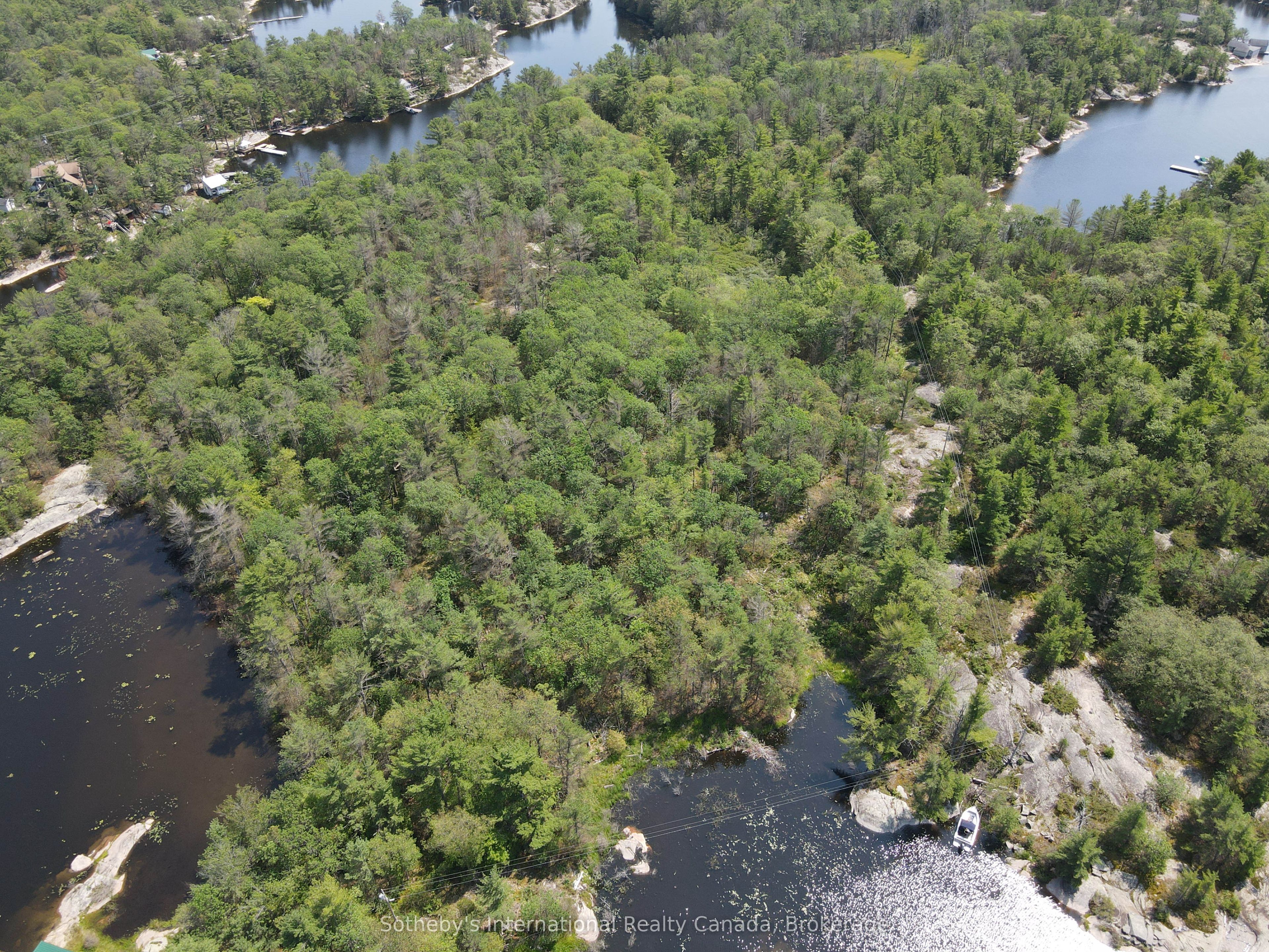 4648 Is 2190 Georgian Bay Property Photo 8