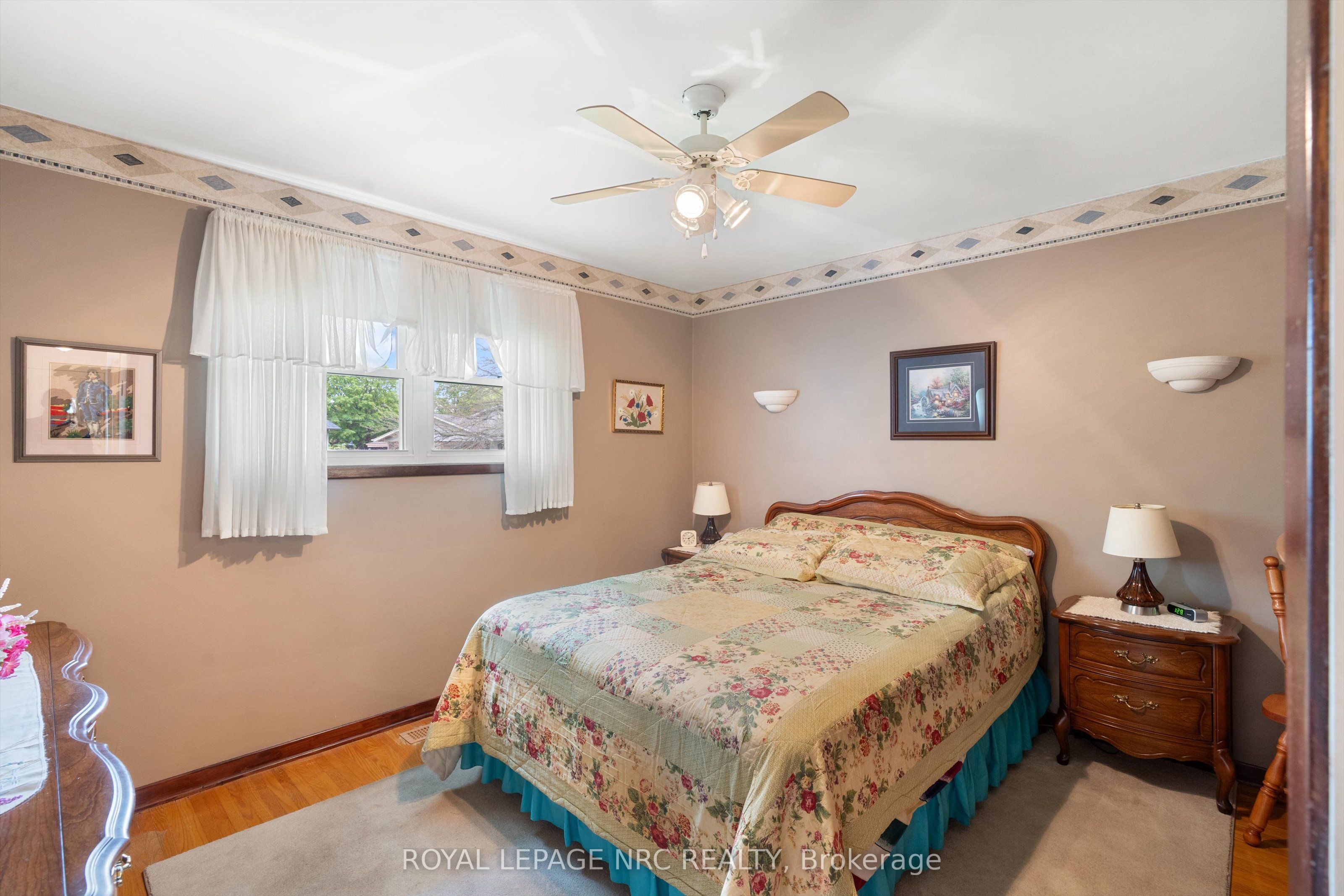 96 Lakeshore Road Property Photo 14