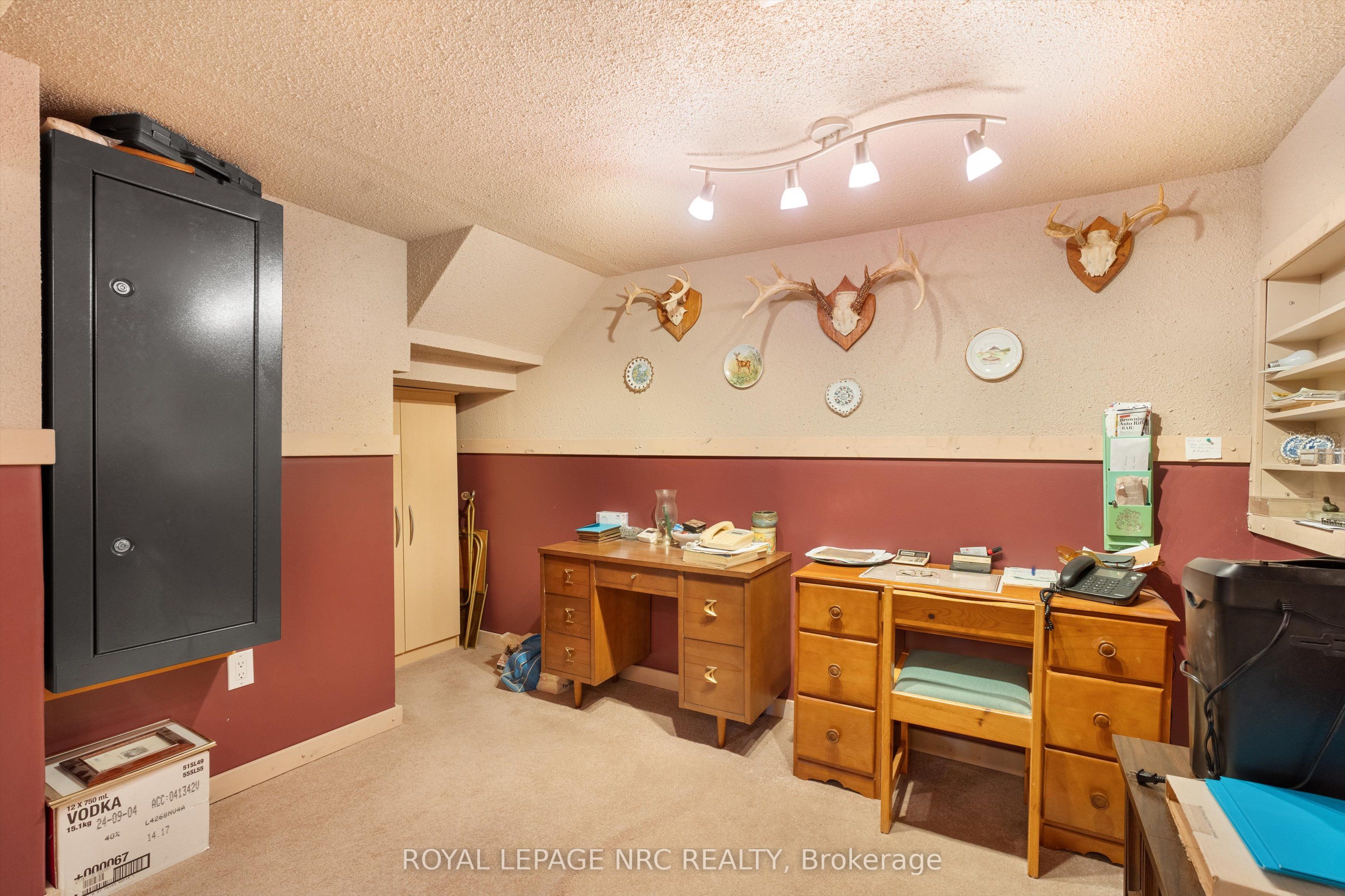 96 Lakeshore Road Property Photo 21