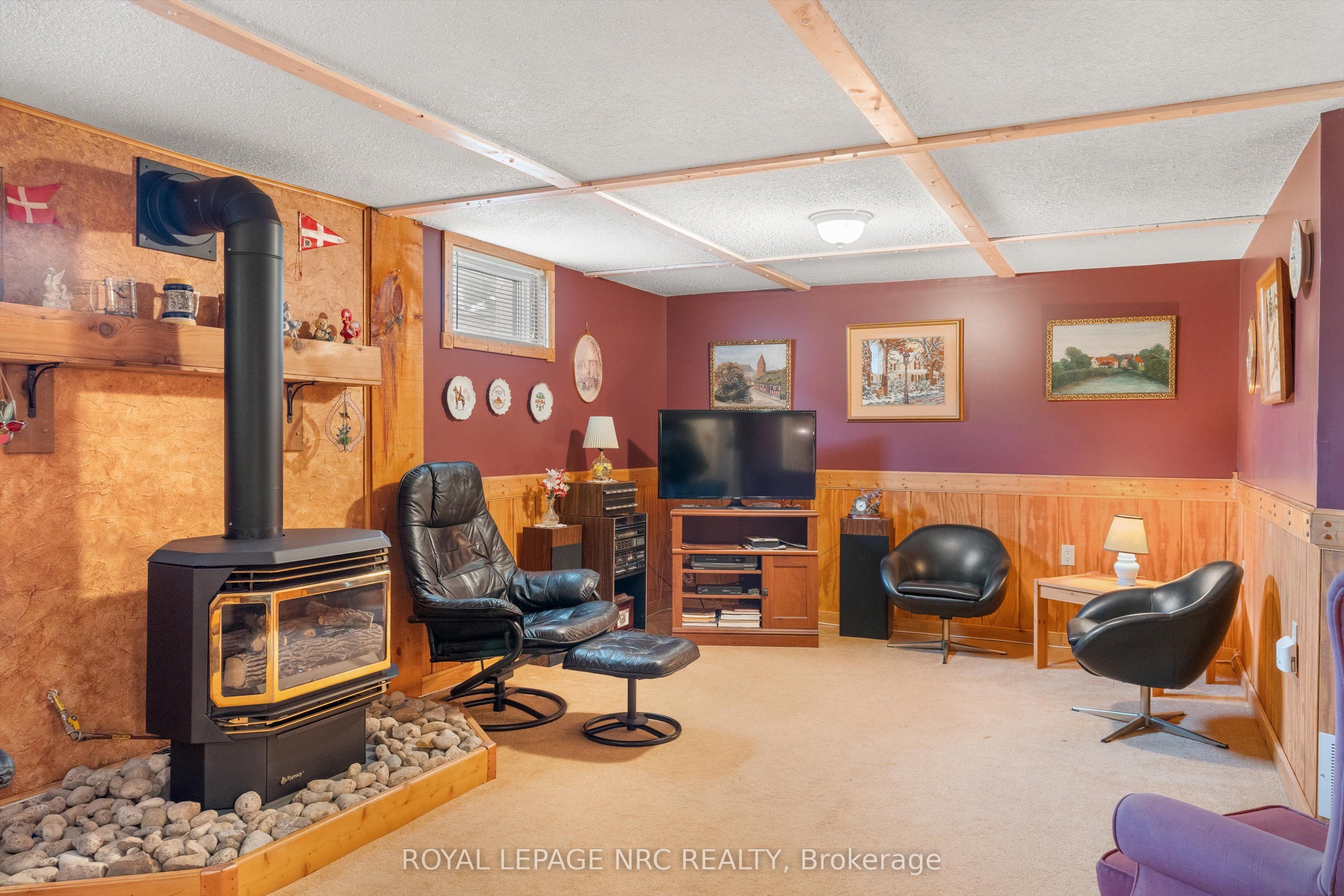 96 Lakeshore Road Property Photo 25