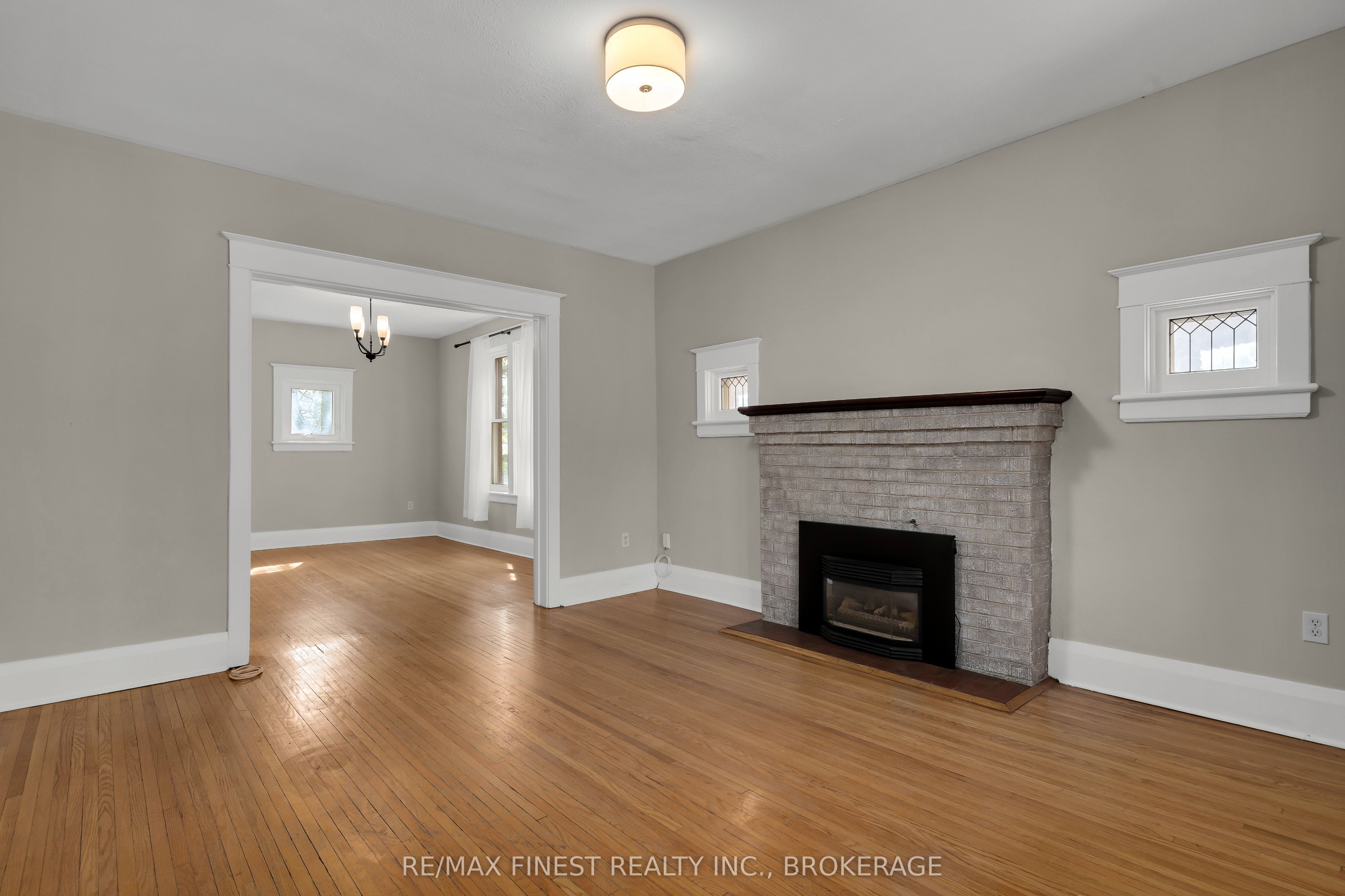 369 Victoria Street Property Photo 4
