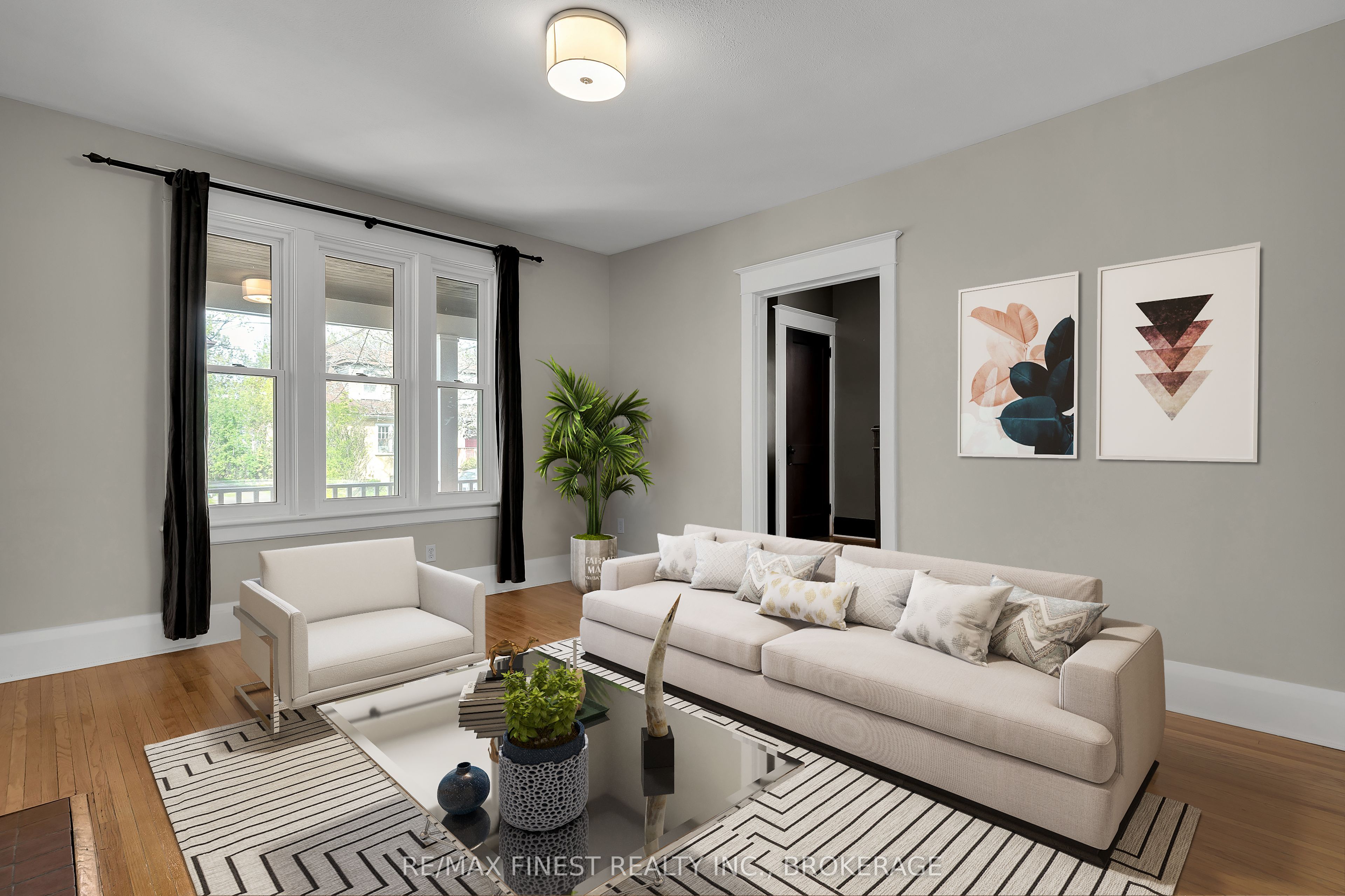 369 Victoria Street Property Photo 7