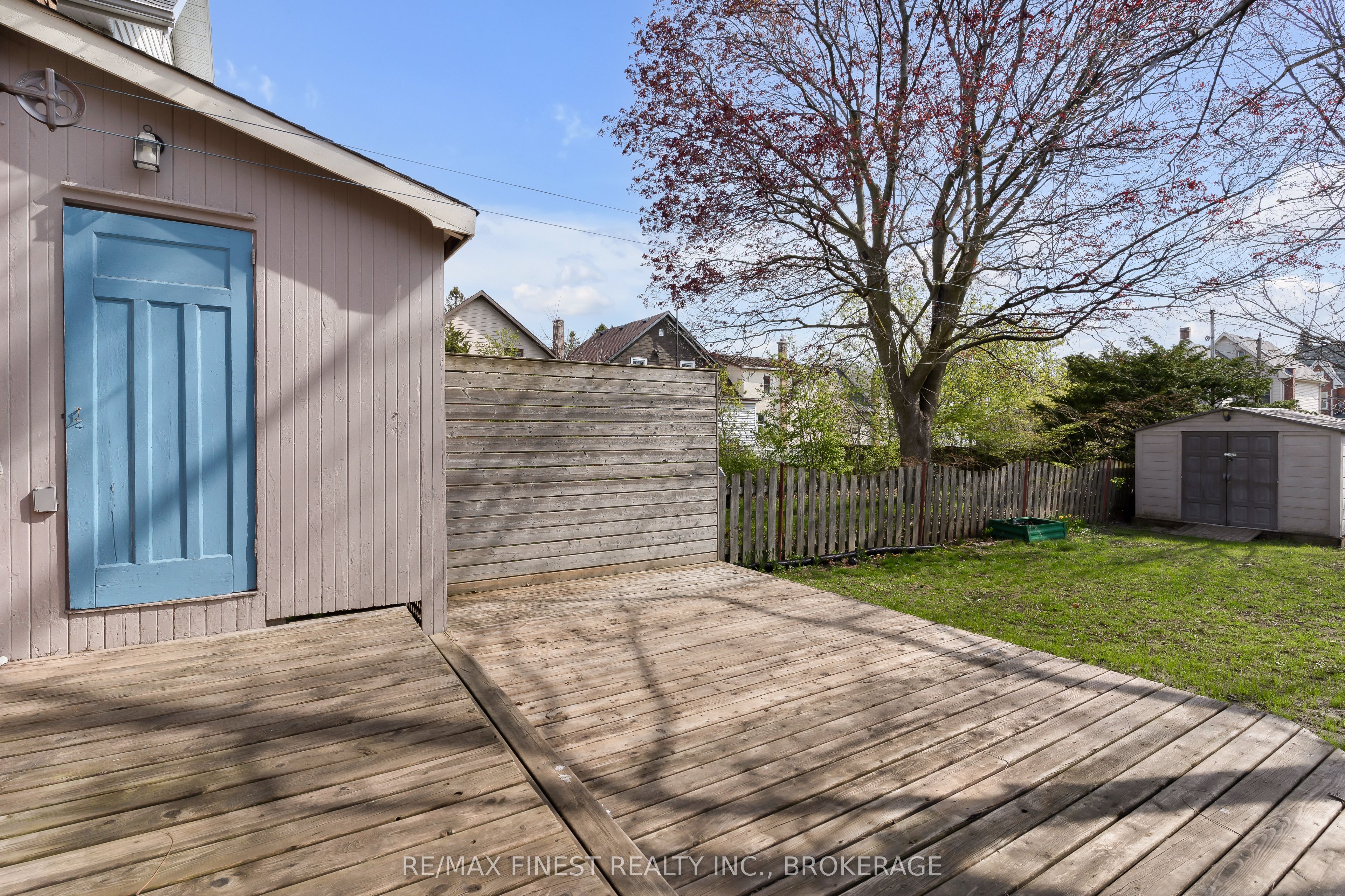 369 Victoria Street Property Photo 29